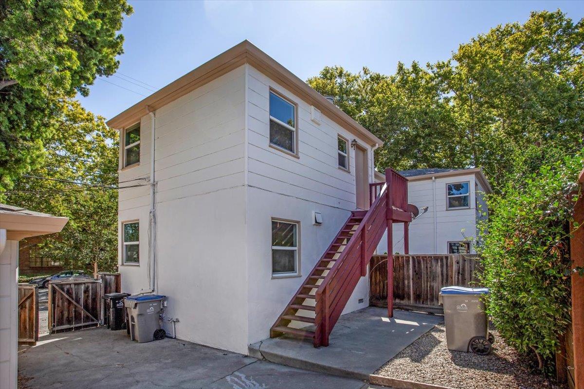 Detail Gallery Image 4 of 37 For 909 Myrtle St, San Jose,  CA 95126 - – Beds | – Baths