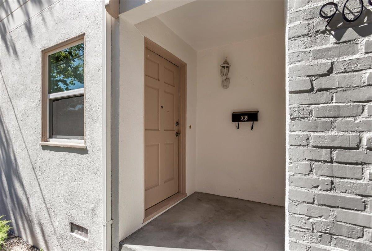 Detail Gallery Image 7 of 37 For 909 Myrtle St, San Jose,  CA 95126 - – Beds | – Baths