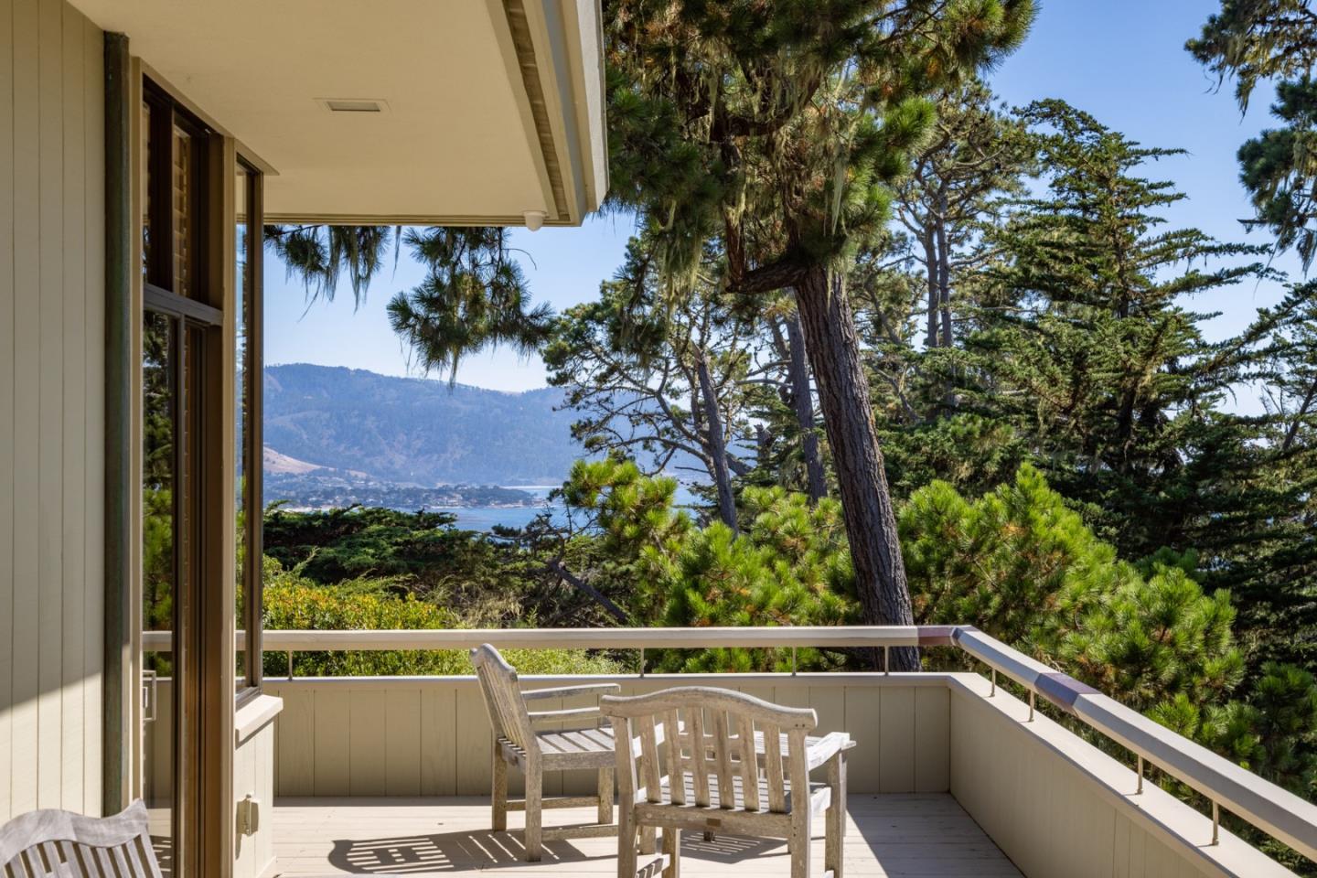 Detail Gallery Image 40 of 44 For 1483 Bonifacio Road, Pebble Beach,  CA 93953 - 4 Beds | 4/3 Baths