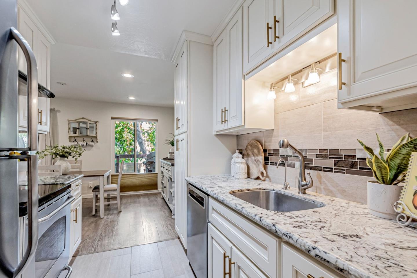 Detail Gallery Image 12 of 40 For 276 Tradewinds Dr #4,  San Jose,  CA 95123 - 2 Beds | 2 Baths