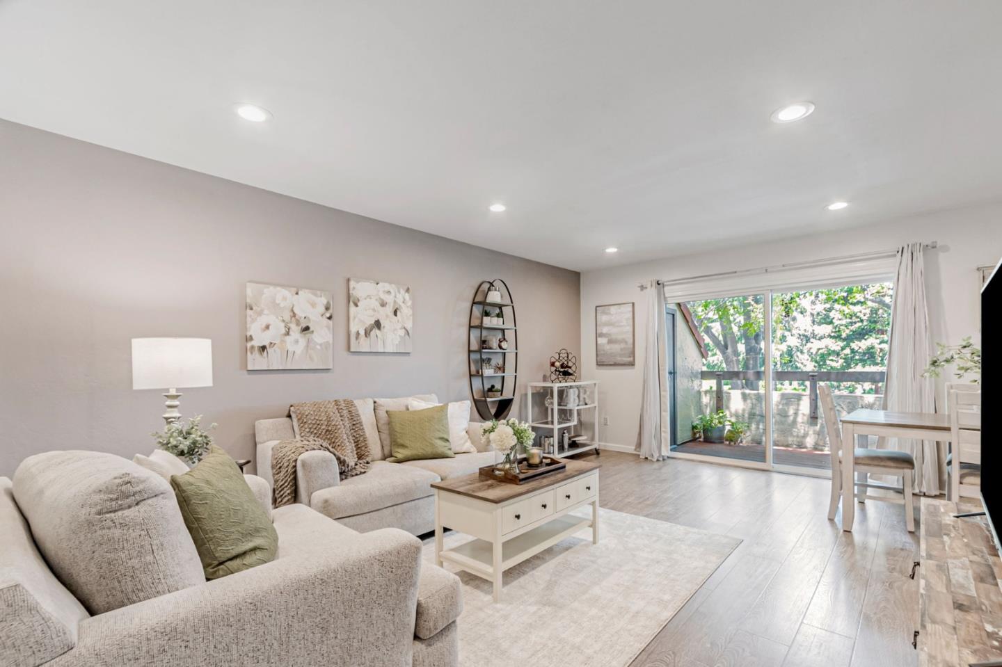 Detail Gallery Image 7 of 40 For 276 Tradewinds Dr #4,  San Jose,  CA 95123 - 2 Beds | 2 Baths