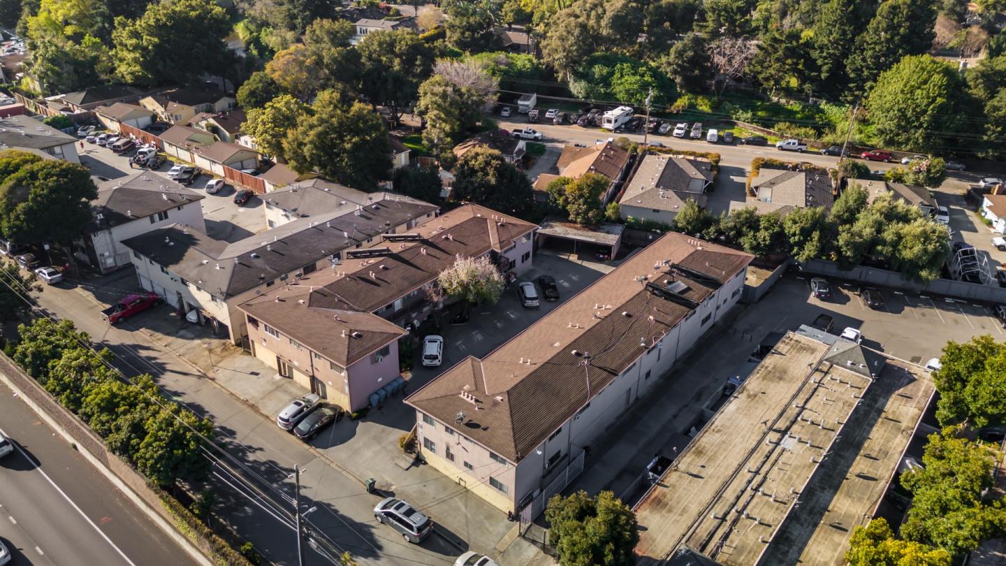 Detail Gallery Image 4 of 6 For 1842 W Bayshore Rd, East Palo Alto,  CA 94303 - – Beds | – Baths