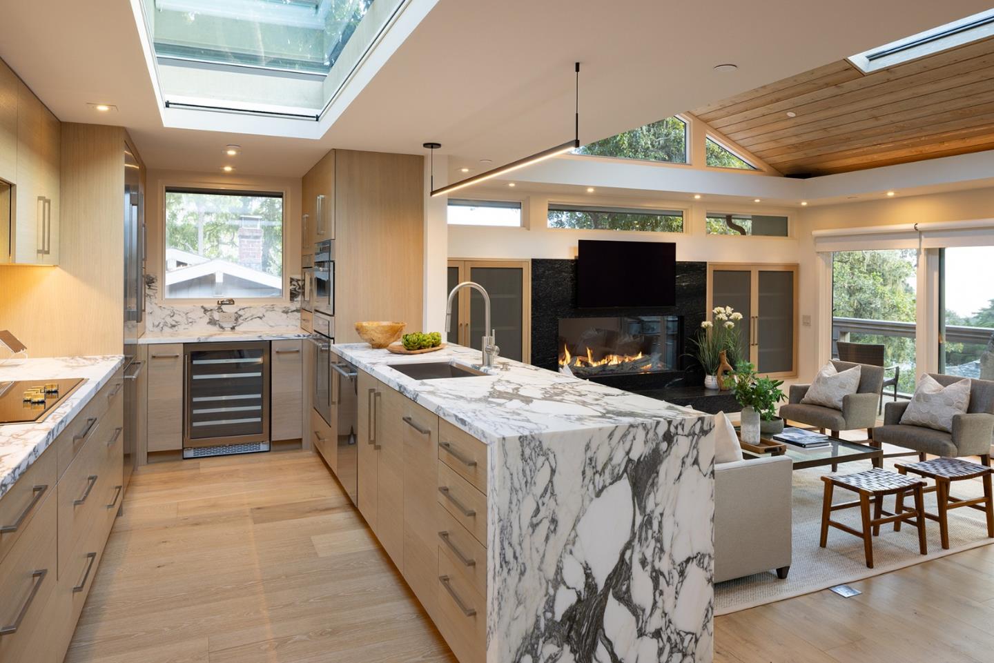 Detail Gallery Image 12 of 43 For 0 Casanova 7 Nw of Ocean, Carmel,  CA 93921 - 4 Beds | 4/1 Baths