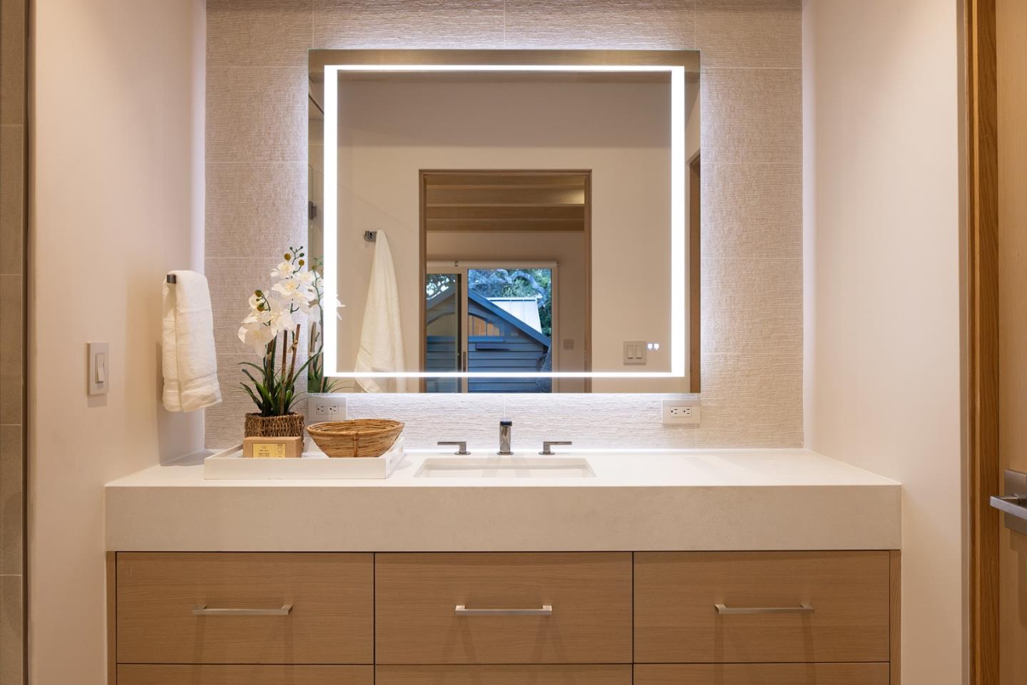 Detail Gallery Image 27 of 43 For 0 Casanova 7 Nw of Ocean, Carmel,  CA 93921 - 4 Beds | 4/1 Baths