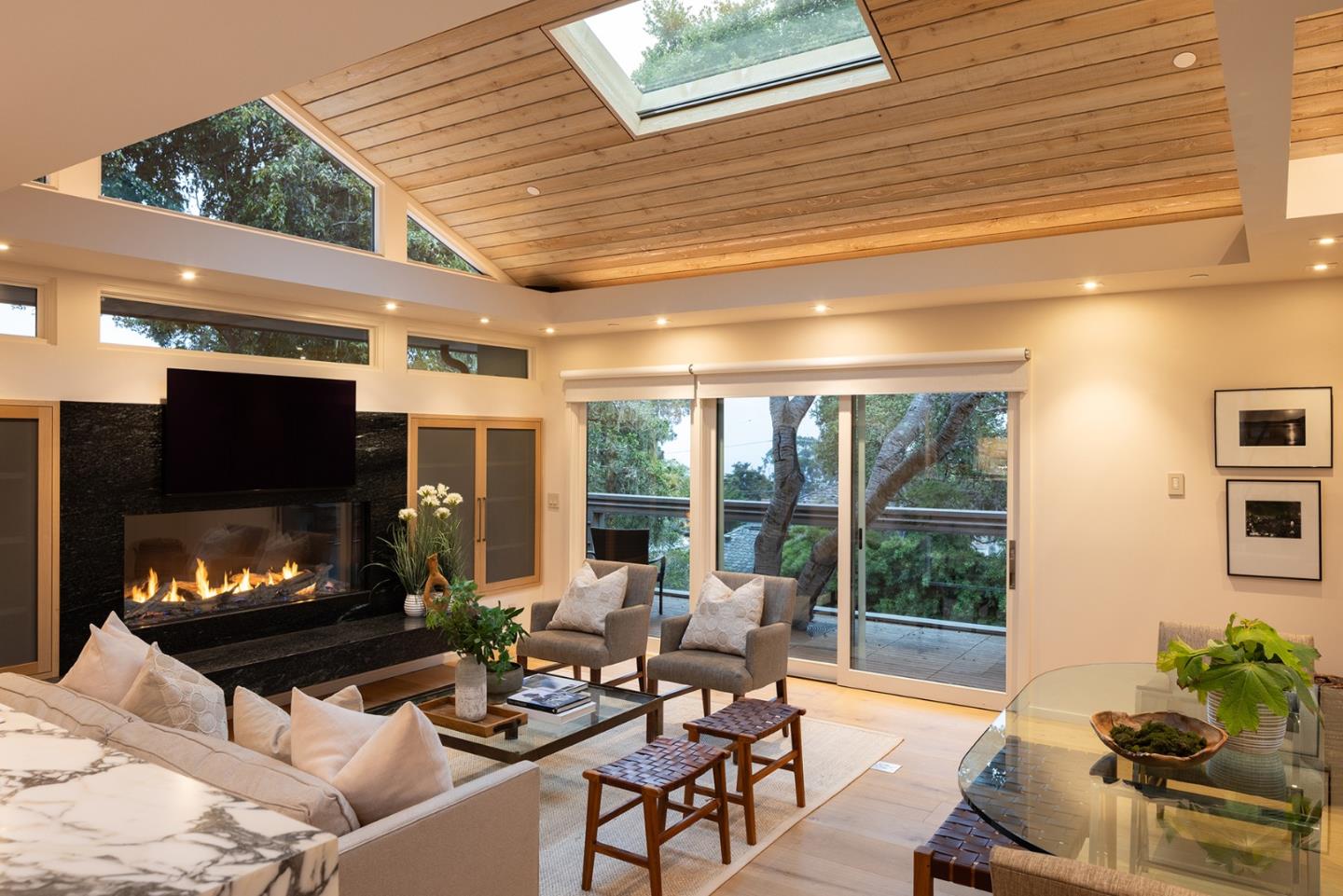Detail Gallery Image 8 of 43 For 0 Casanova 7 Nw of Ocean, Carmel,  CA 93921 - 4 Beds | 4/1 Baths