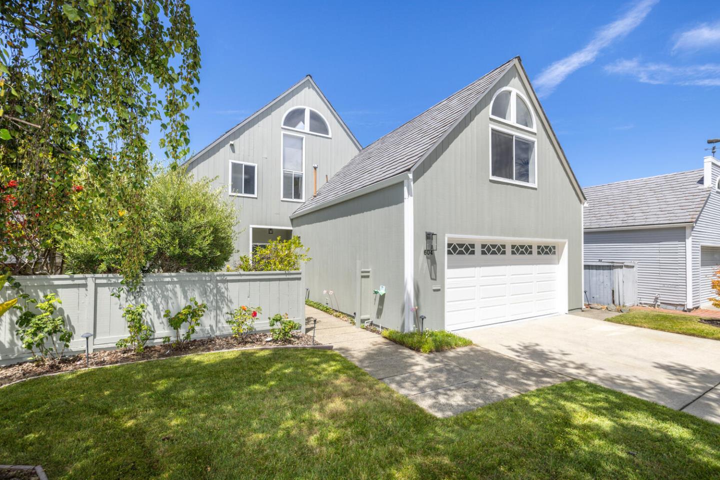 Detail Gallery Image 3 of 59 For 604 Waterbury, Foster City,  CA 94404 - 4 Beds | 2/1 Baths