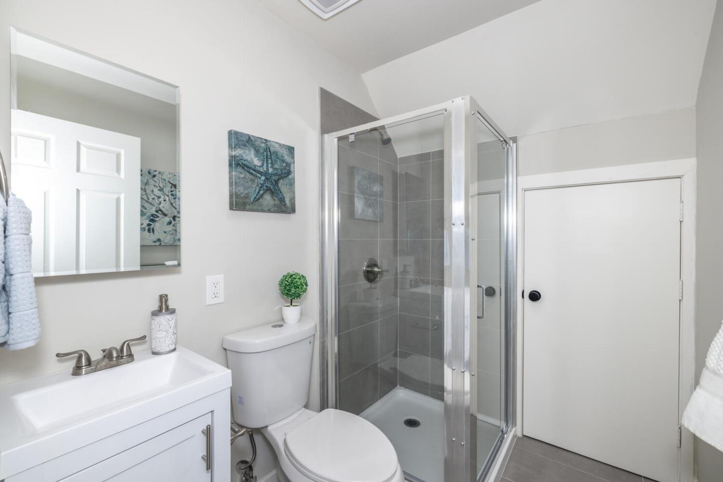 Detail Gallery Image 37 of 59 For 604 Waterbury, Foster City,  CA 94404 - 4 Beds | 2/1 Baths