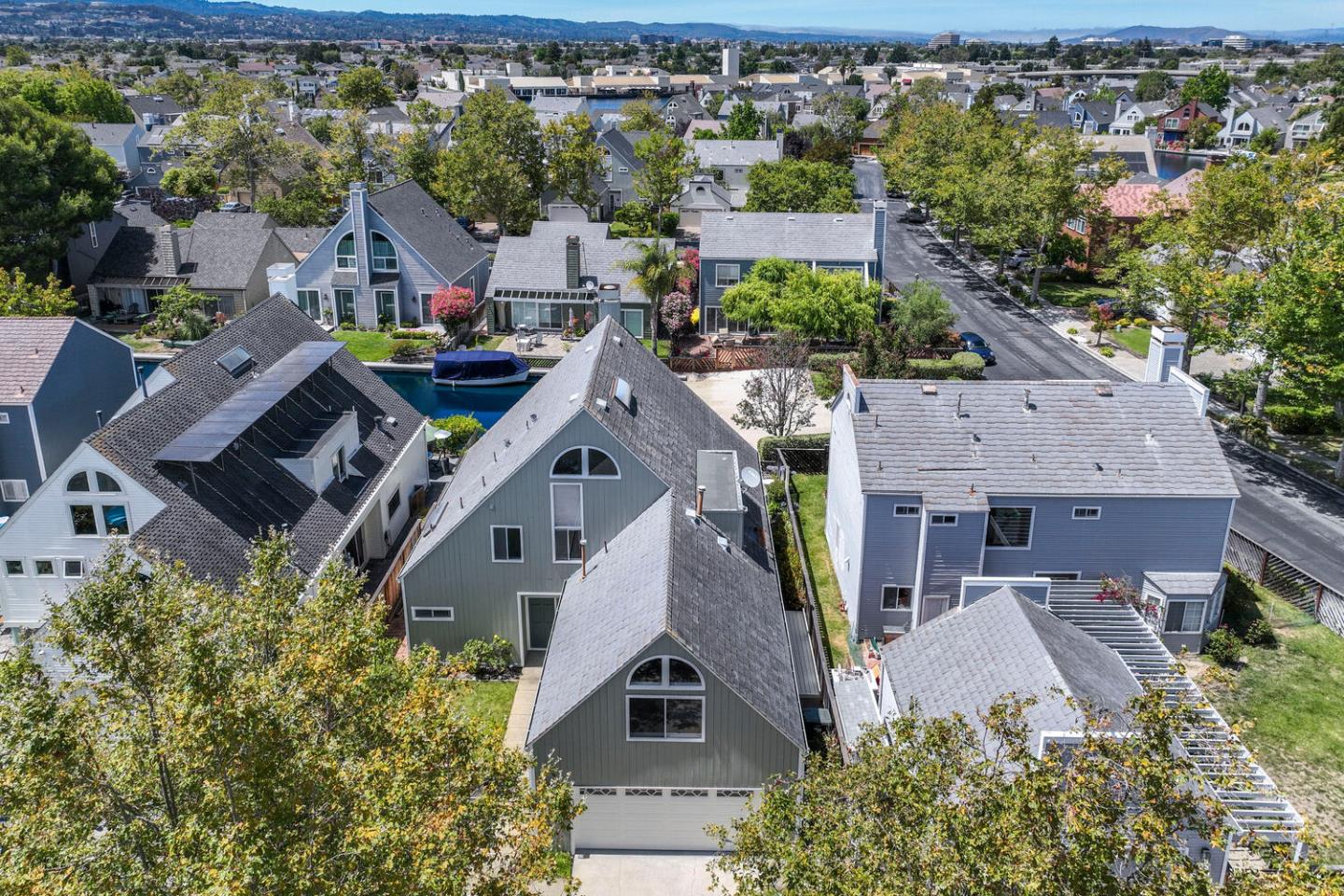 Detail Gallery Image 44 of 59 For 604 Waterbury, Foster City,  CA 94404 - 4 Beds | 2/1 Baths