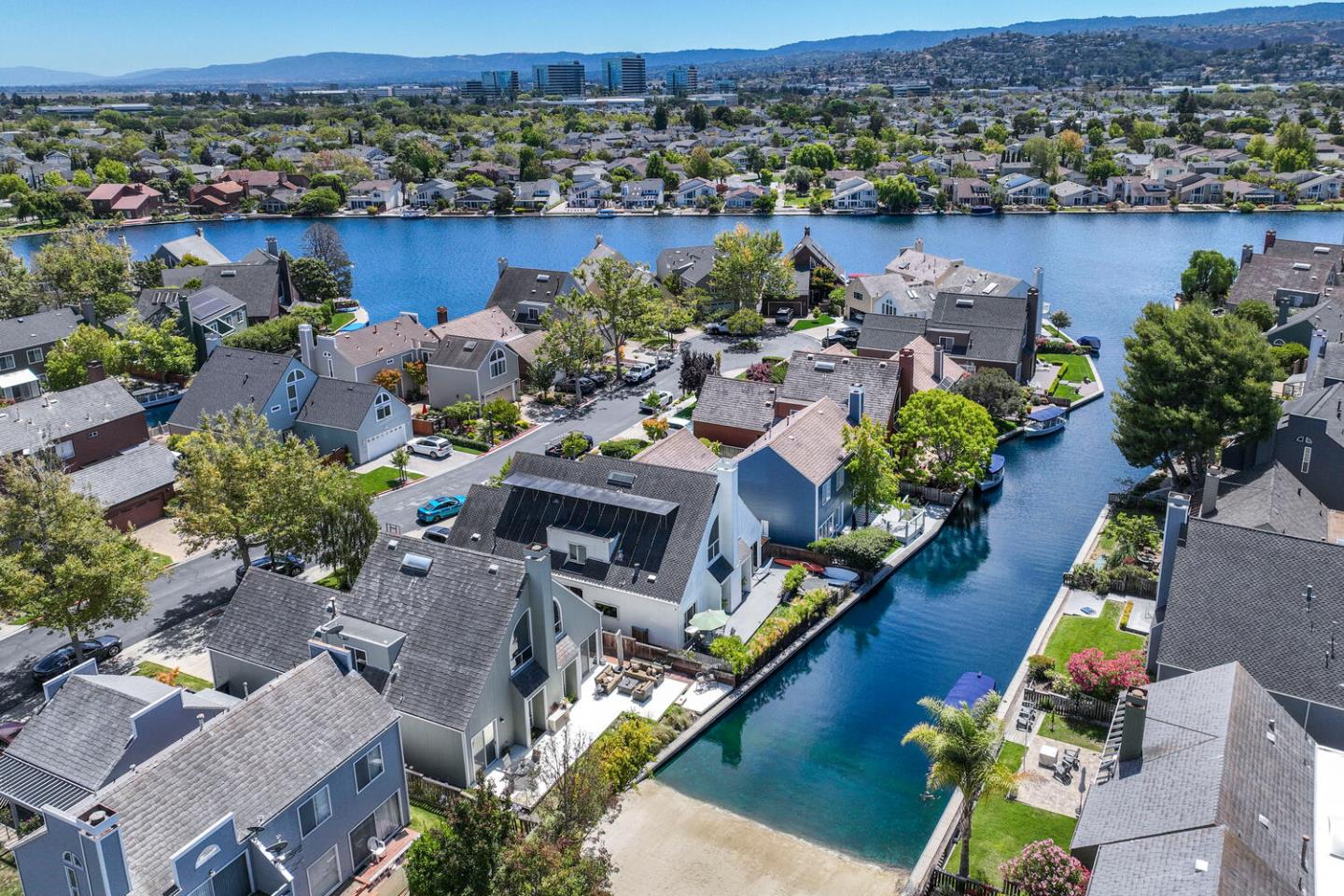 Detail Gallery Image 46 of 59 For 604 Waterbury, Foster City,  CA 94404 - 4 Beds | 2/1 Baths