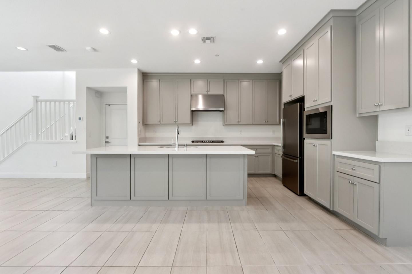 Detail Gallery Image 12 of 37 For 1363 S Shields Ave, Tracy,  CA 95391 - 3 Beds | 2/1 Baths