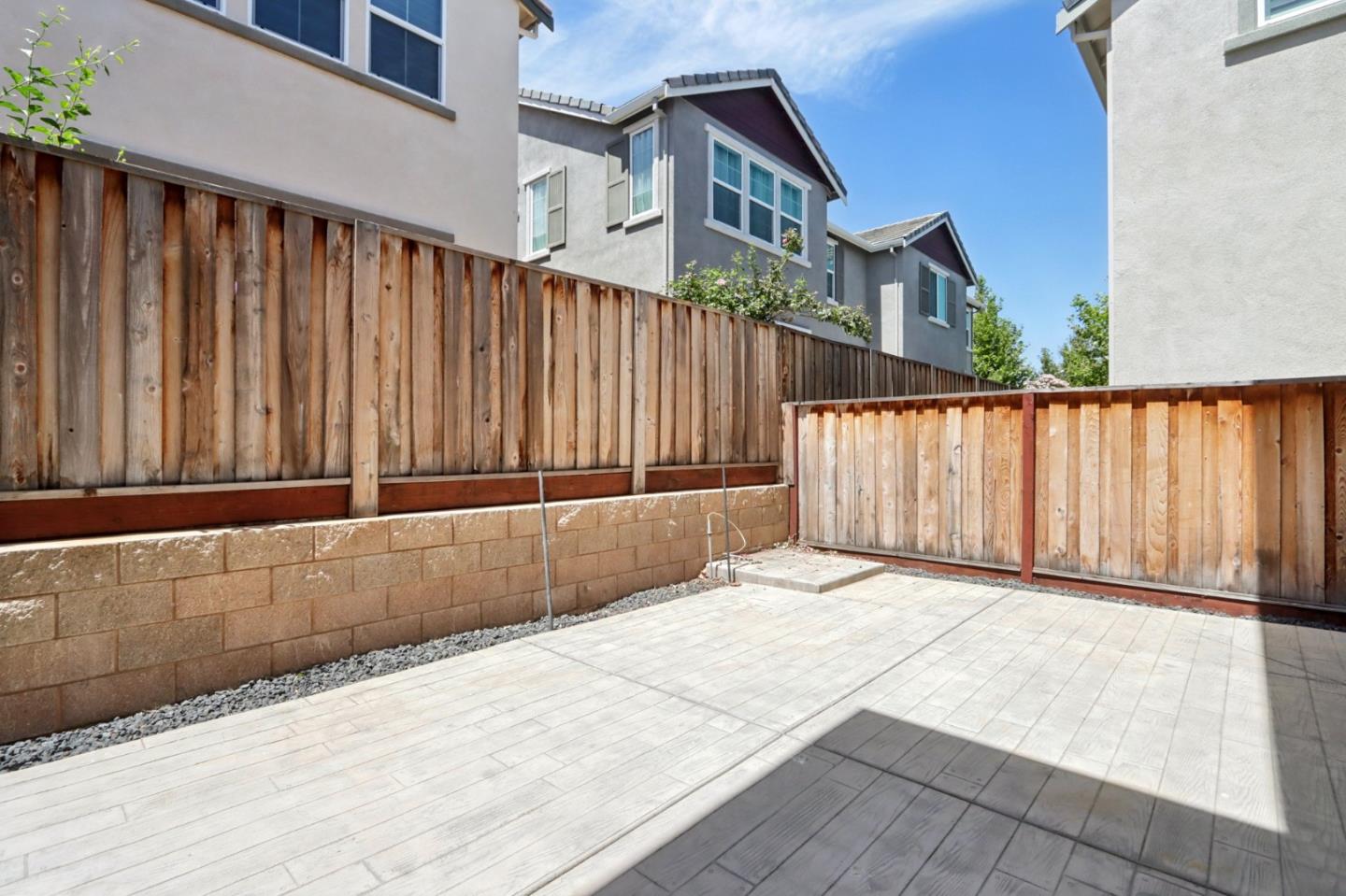 Detail Gallery Image 31 of 37 For 1363 S Shields Ave, Tracy,  CA 95391 - 3 Beds | 2/1 Baths