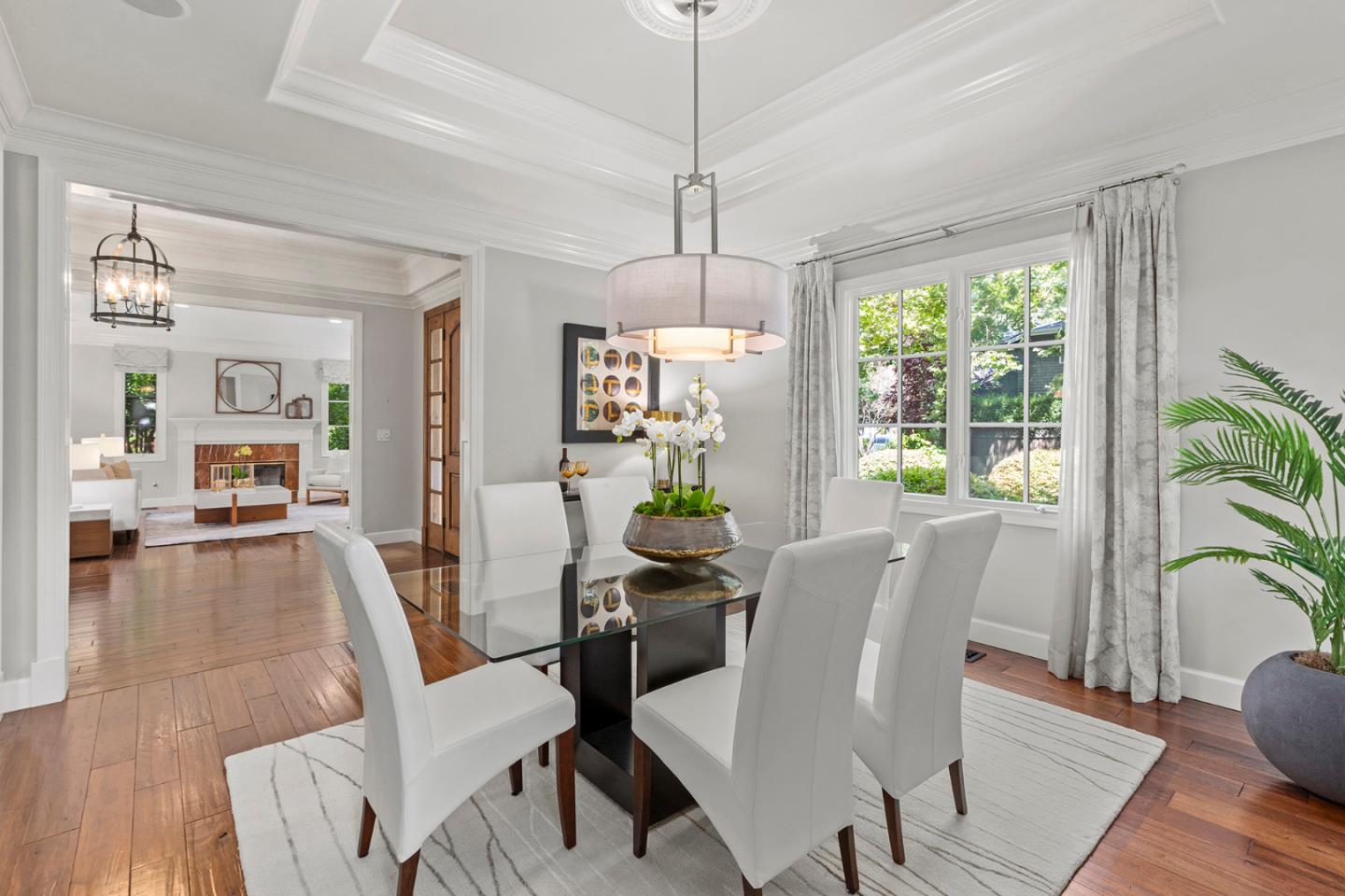 Detail Gallery Image 15 of 71 For 158 Seminary Dr, Menlo Park,  CA 94025 - 5 Beds | 3/1 Baths