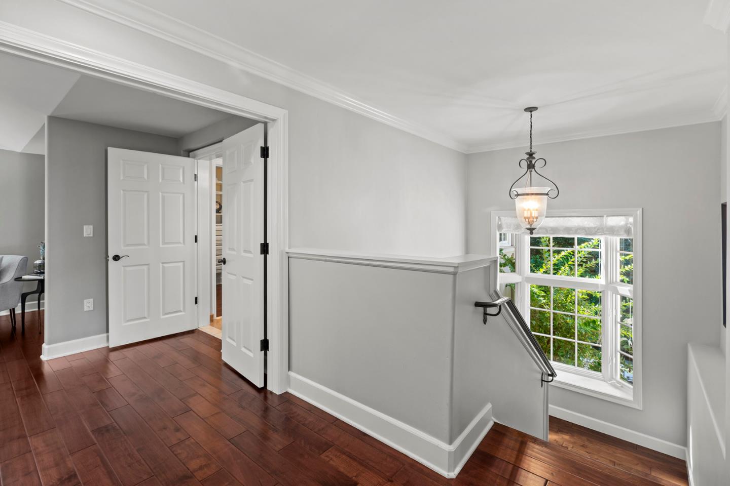 Detail Gallery Image 33 of 71 For 158 Seminary Dr, Menlo Park,  CA 94025 - 5 Beds | 3/1 Baths