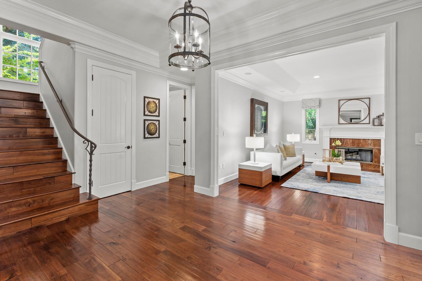 Detail Gallery Image 4 of 71 For 158 Seminary Dr, Menlo Park,  CA 94025 - 5 Beds | 3/1 Baths
