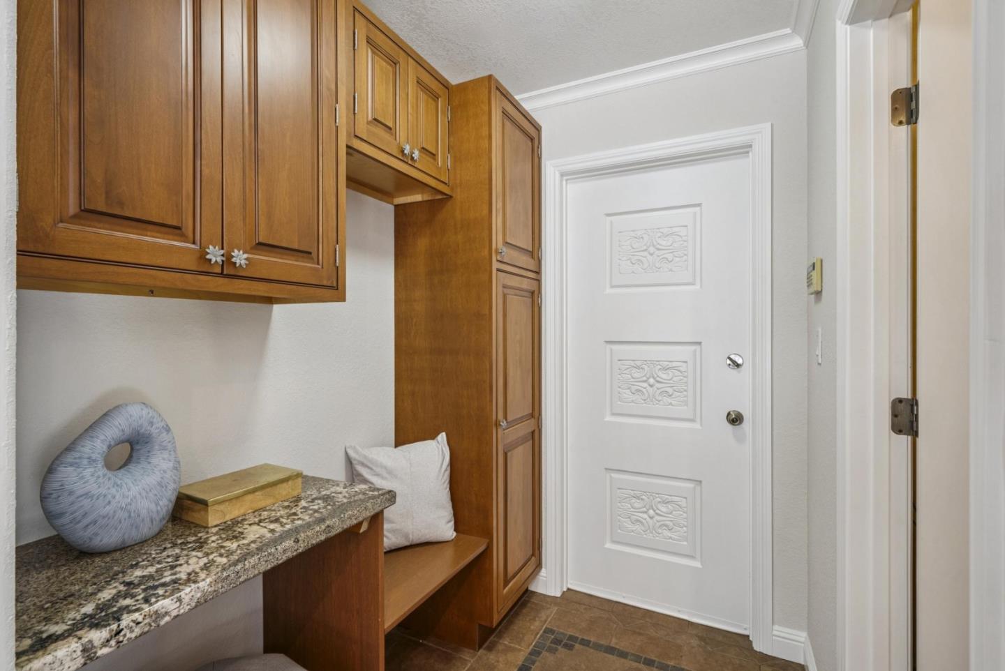 Detail Gallery Image 15 of 38 For 19521 Tweed Ct, Saratoga,  CA 95070 - 4 Beds | 3 Baths