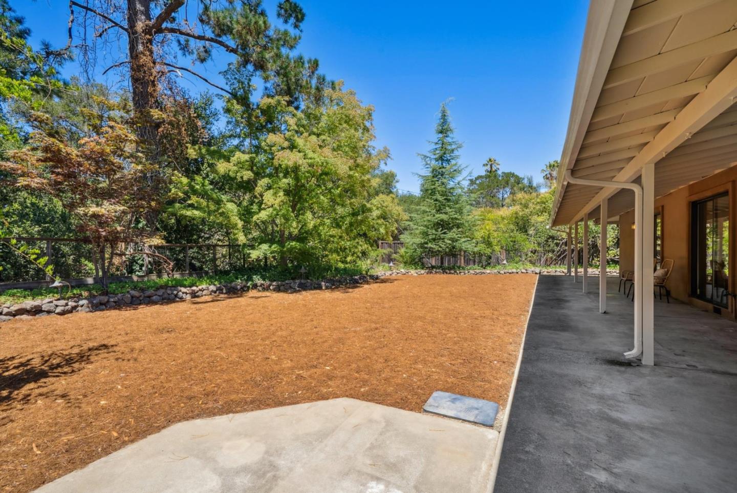 Detail Gallery Image 31 of 38 For 19521 Tweed Ct, Saratoga,  CA 95070 - 4 Beds | 3 Baths