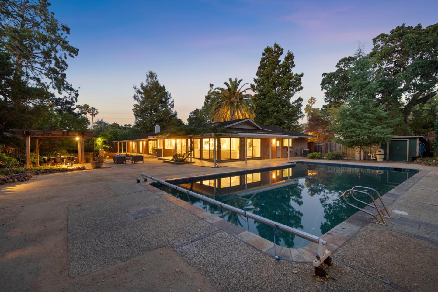 Detail Gallery Image 34 of 38 For 19521 Tweed Ct, Saratoga,  CA 95070 - 4 Beds | 3 Baths