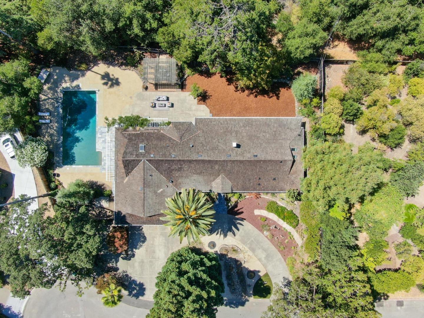 Detail Gallery Image 36 of 38 For 19521 Tweed Ct, Saratoga,  CA 95070 - 4 Beds | 3 Baths
