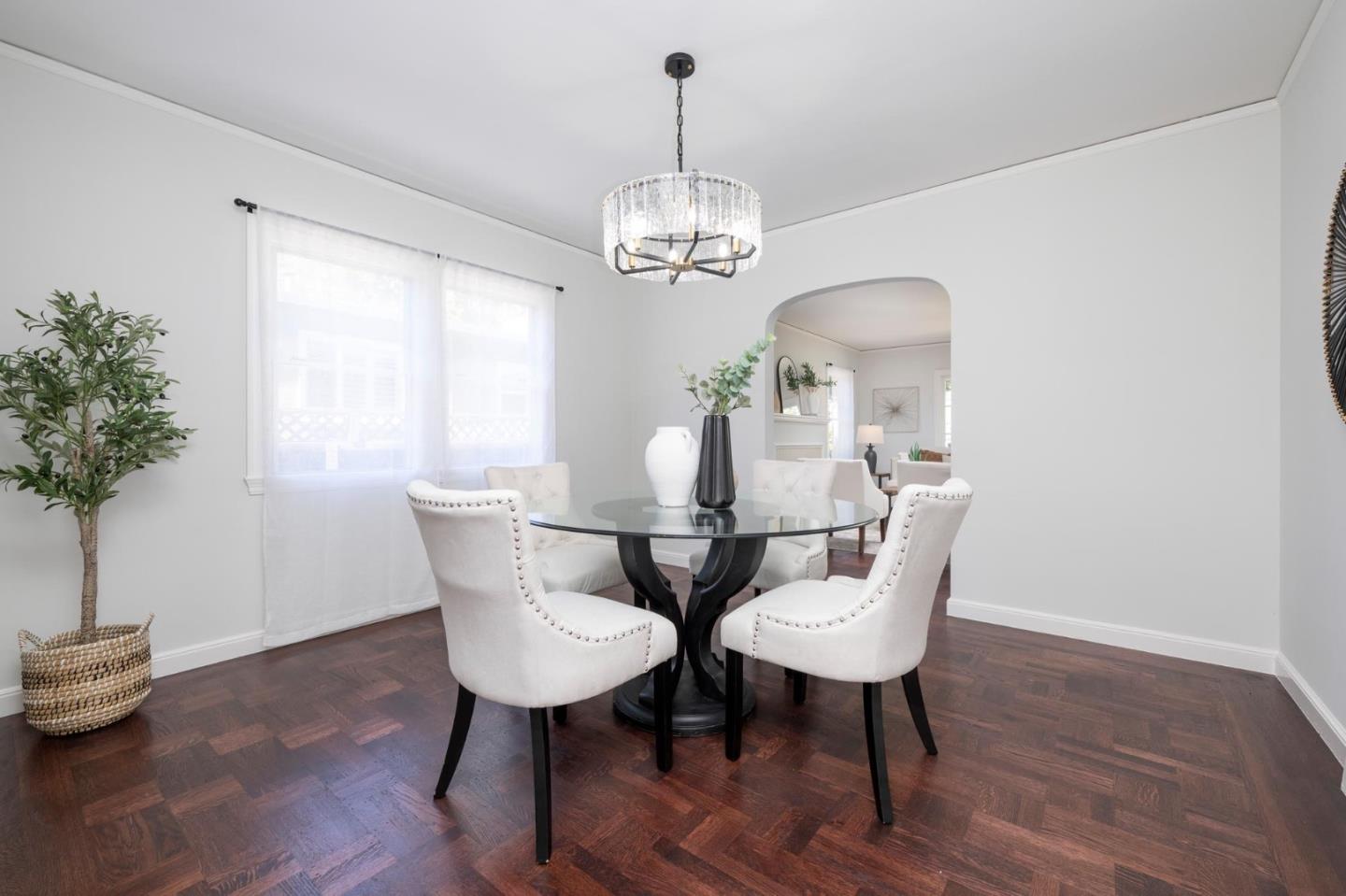 Detail Gallery Image 13 of 45 For 1411 Sanchez Ave, Burlingame,  CA 94010 - 2 Beds | 1 Baths