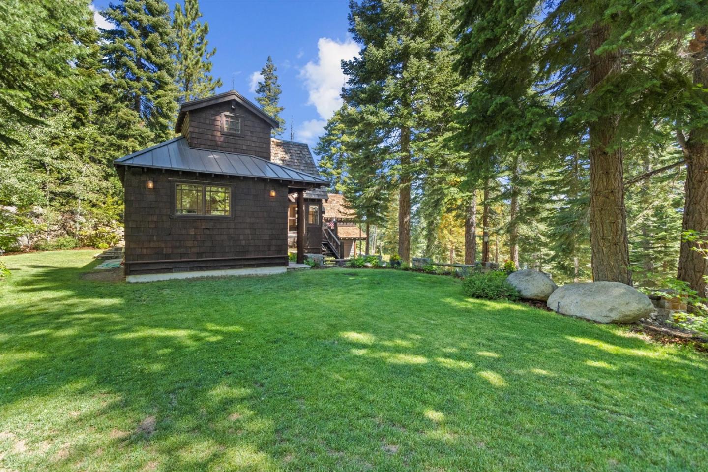 Detail Gallery Image 32 of 37 For 8814 Rubicon Dr, Tahoma,  CA 96142 - 4 Beds | 5 Baths