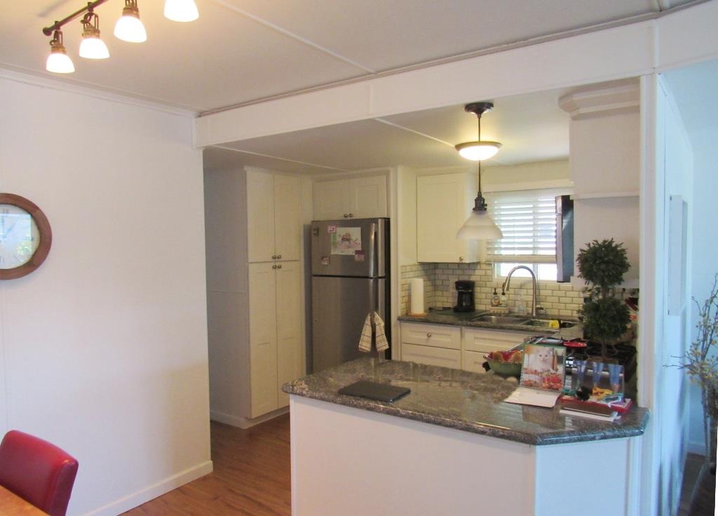 Detail Gallery Image 6 of 11 For 191 E El Camino Real #304,  Mountain View,  CA 94040 - 2 Beds | 1 Baths