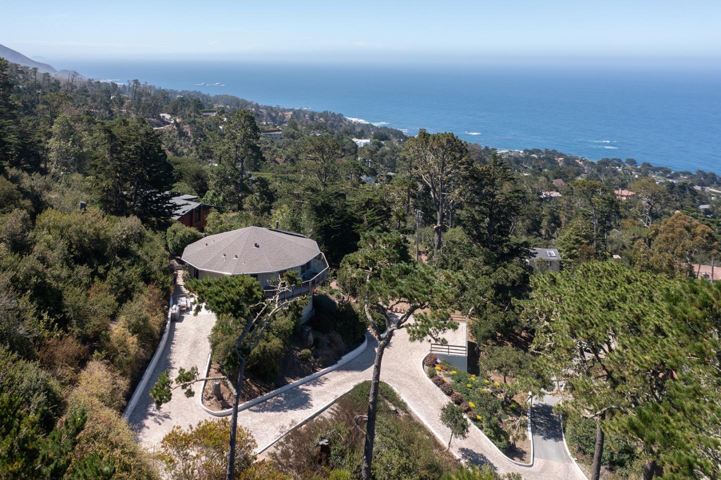 Detail Gallery Image 22 of 24 For 209 Crest Rd, Carmel,  CA 93923 - 3 Beds | 2/1 Baths
