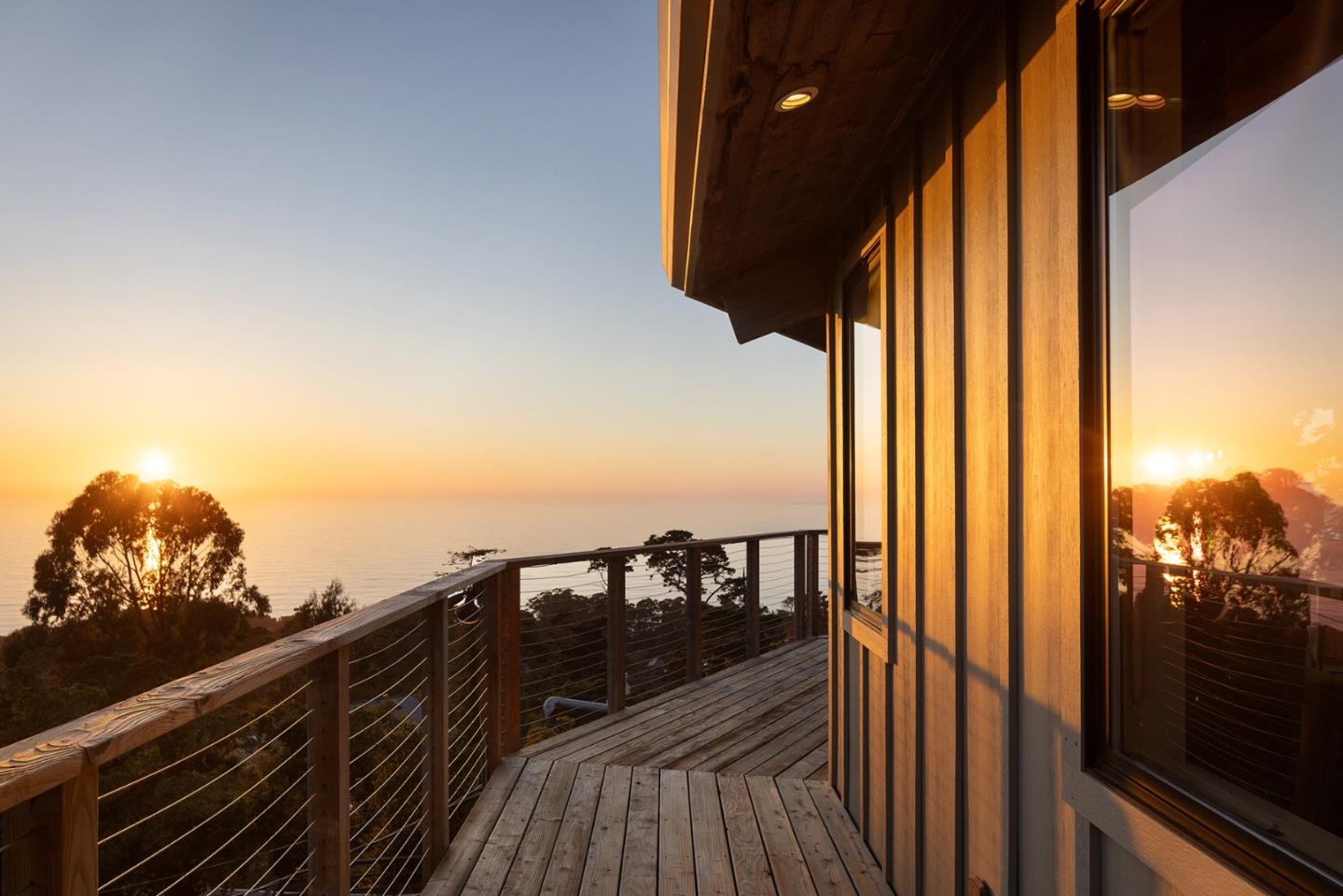 Detail Gallery Image 32 of 35 For 209 Crest Rd, Carmel,  CA 93923 - 3 Beds | 2/1 Baths
