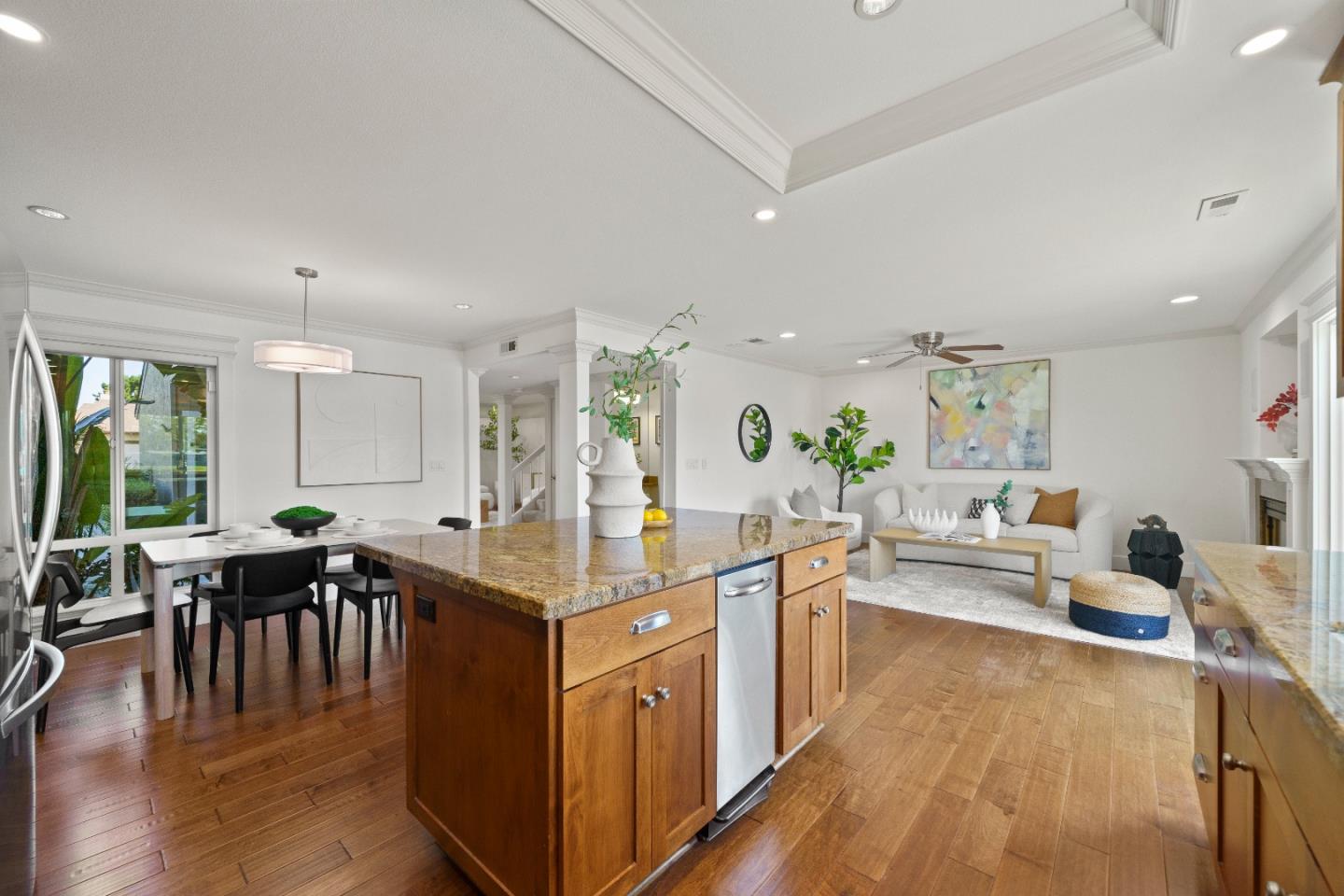 Detail Gallery Image 16 of 43 For 194 Beach Park Blvd, Foster City,  CA 94404 - 4 Beds | 2/1 Baths