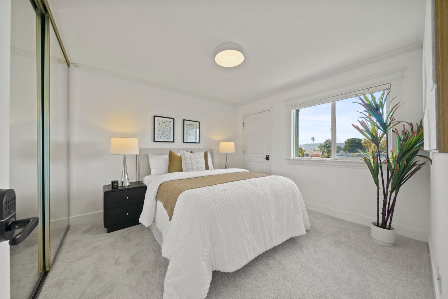 Detail Gallery Image 29 of 43 For 194 Beach Park Blvd, Foster City,  CA 94404 - 4 Beds | 2/1 Baths