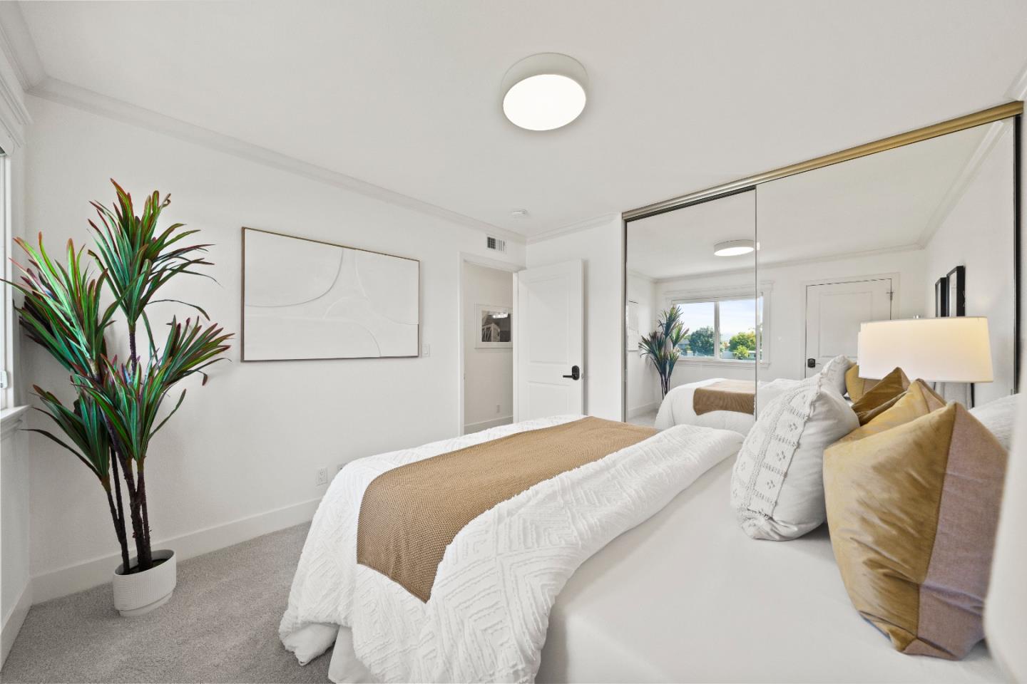 Detail Gallery Image 31 of 43 For 194 Beach Park Blvd, Foster City,  CA 94404 - 4 Beds | 2/1 Baths