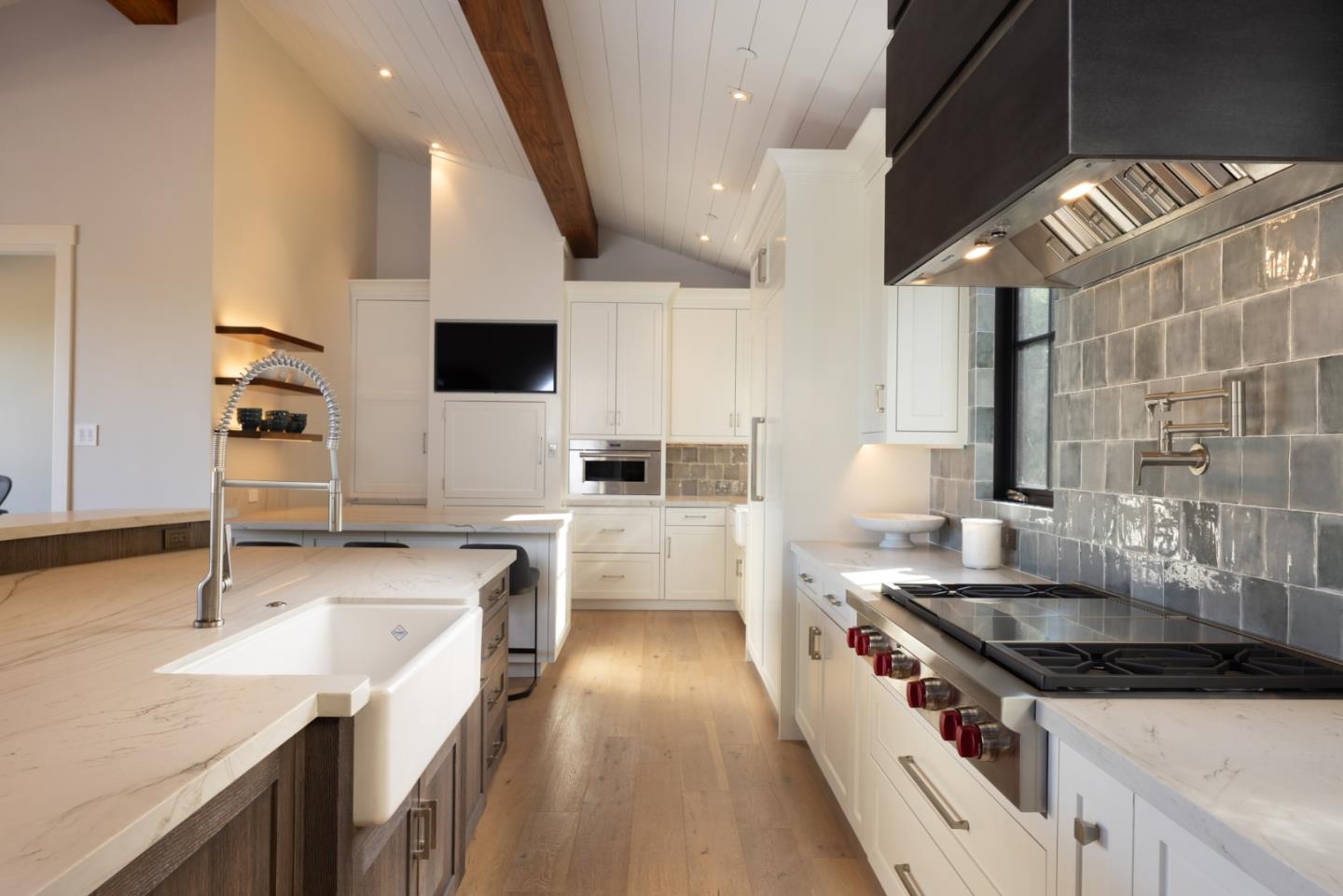 Detail Gallery Image 14 of 42 For 3301 17 Mile Dr #22,  Pebble Beach,  CA 93953 - 4 Beds | 5/2 Baths