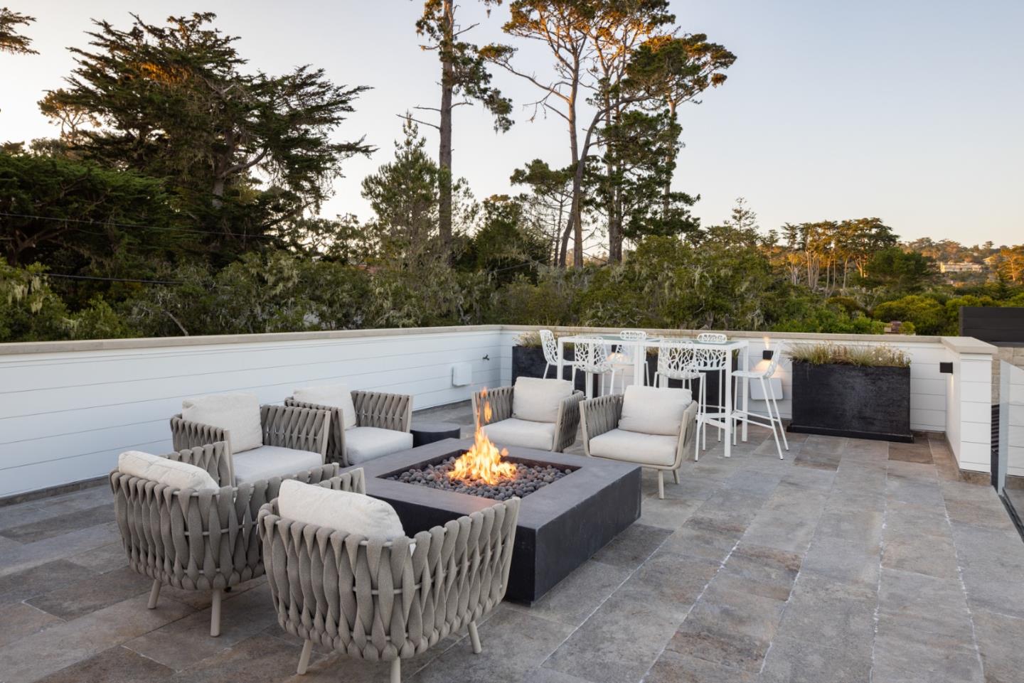 Detail Gallery Image 19 of 42 For 3301 17 Mile Dr #22,  Pebble Beach,  CA 93953 - 4 Beds | 5/2 Baths