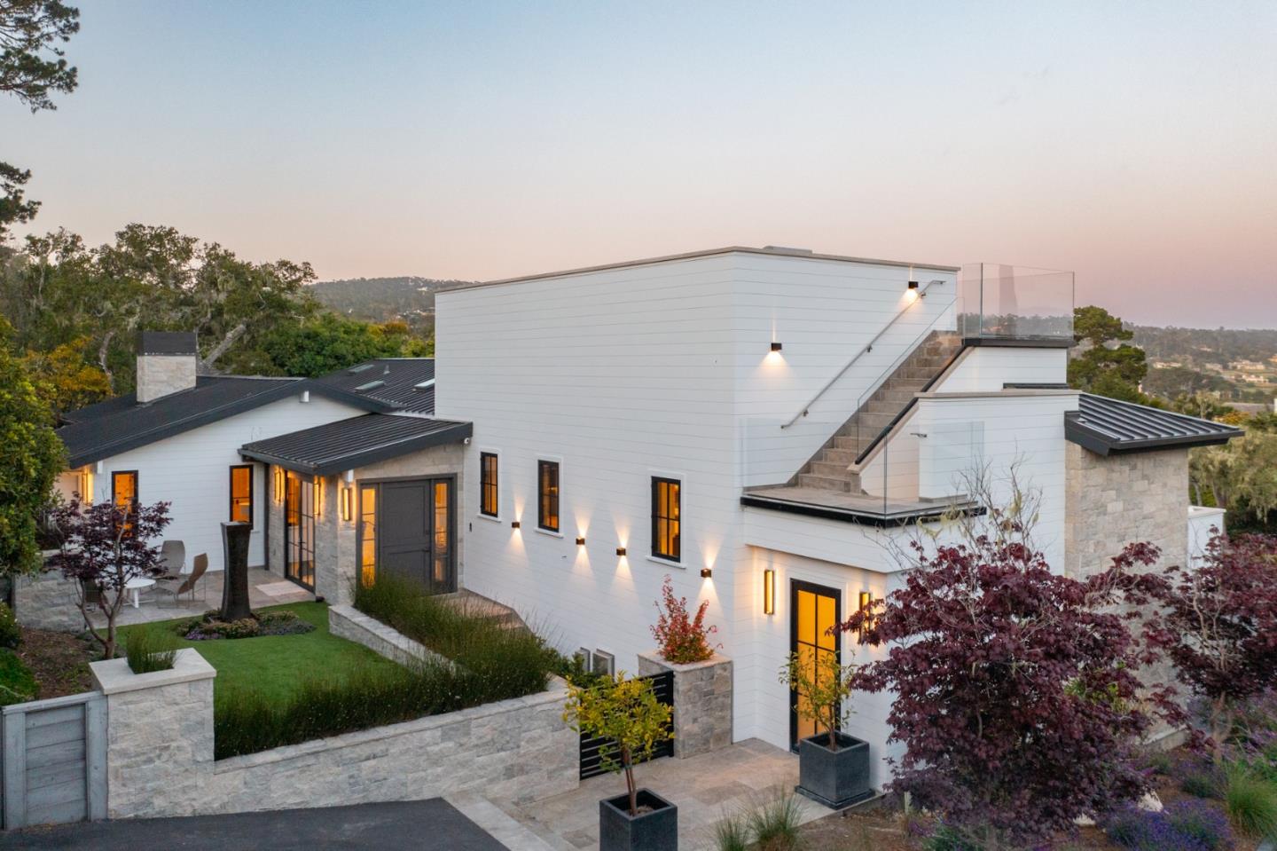 Detail Gallery Image 3 of 42 For 3301 17 Mile Dr #22,  Pebble Beach,  CA 93953 - 4 Beds | 5/2 Baths