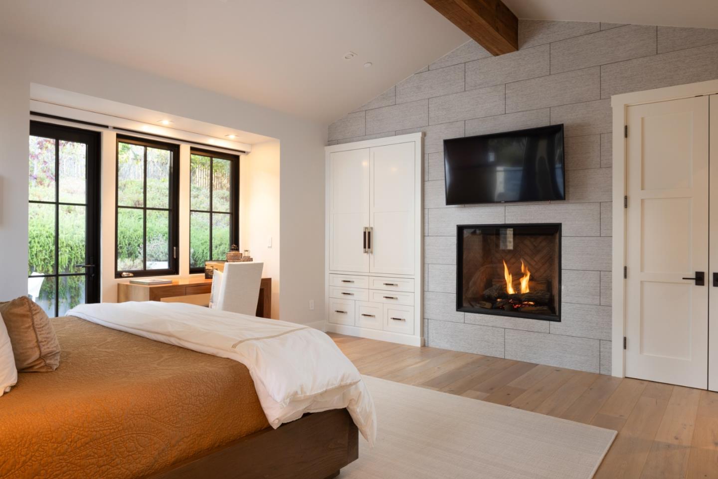 Detail Gallery Image 32 of 42 For 3301 17 Mile Dr #22,  Pebble Beach,  CA 93953 - 4 Beds | 5/2 Baths