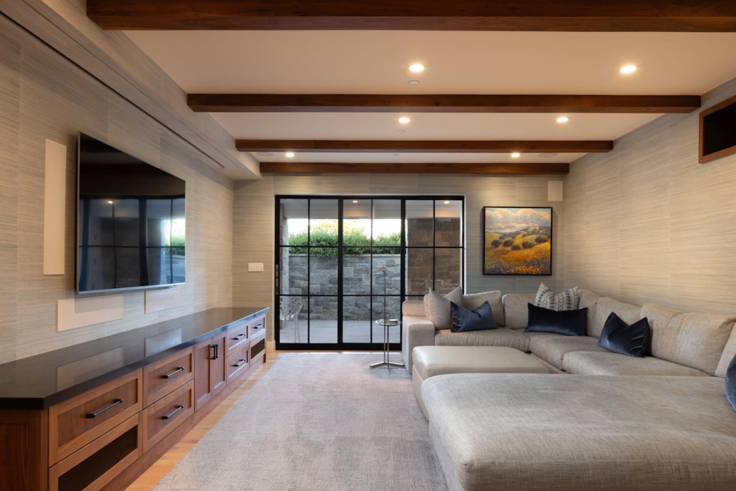 Detail Gallery Image 34 of 42 For 3301 17 Mile Dr #22,  Pebble Beach,  CA 93953 - 4 Beds | 5/2 Baths