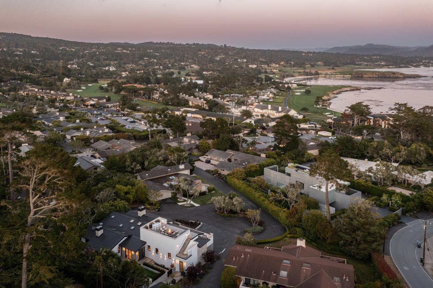 Detail Gallery Image 40 of 42 For 3301 17 Mile Dr #22,  Pebble Beach,  CA 93953 - 4 Beds | 5/2 Baths