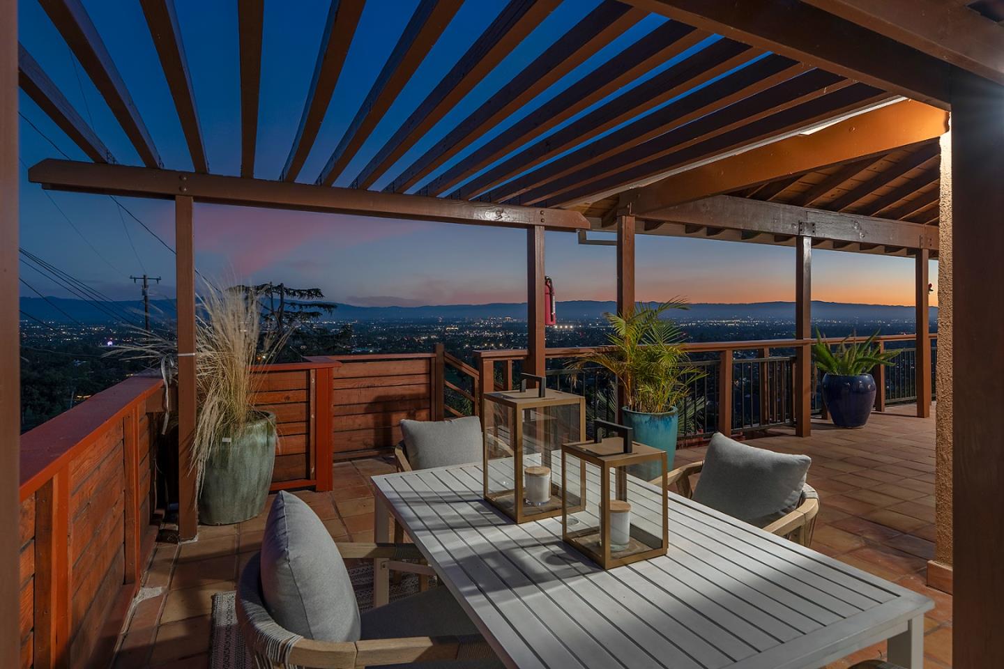 Detail Gallery Image 9 of 47 For 11264 Chula Vista Ave, San Jose,  CA 95127 - 4 Beds | 2 Baths