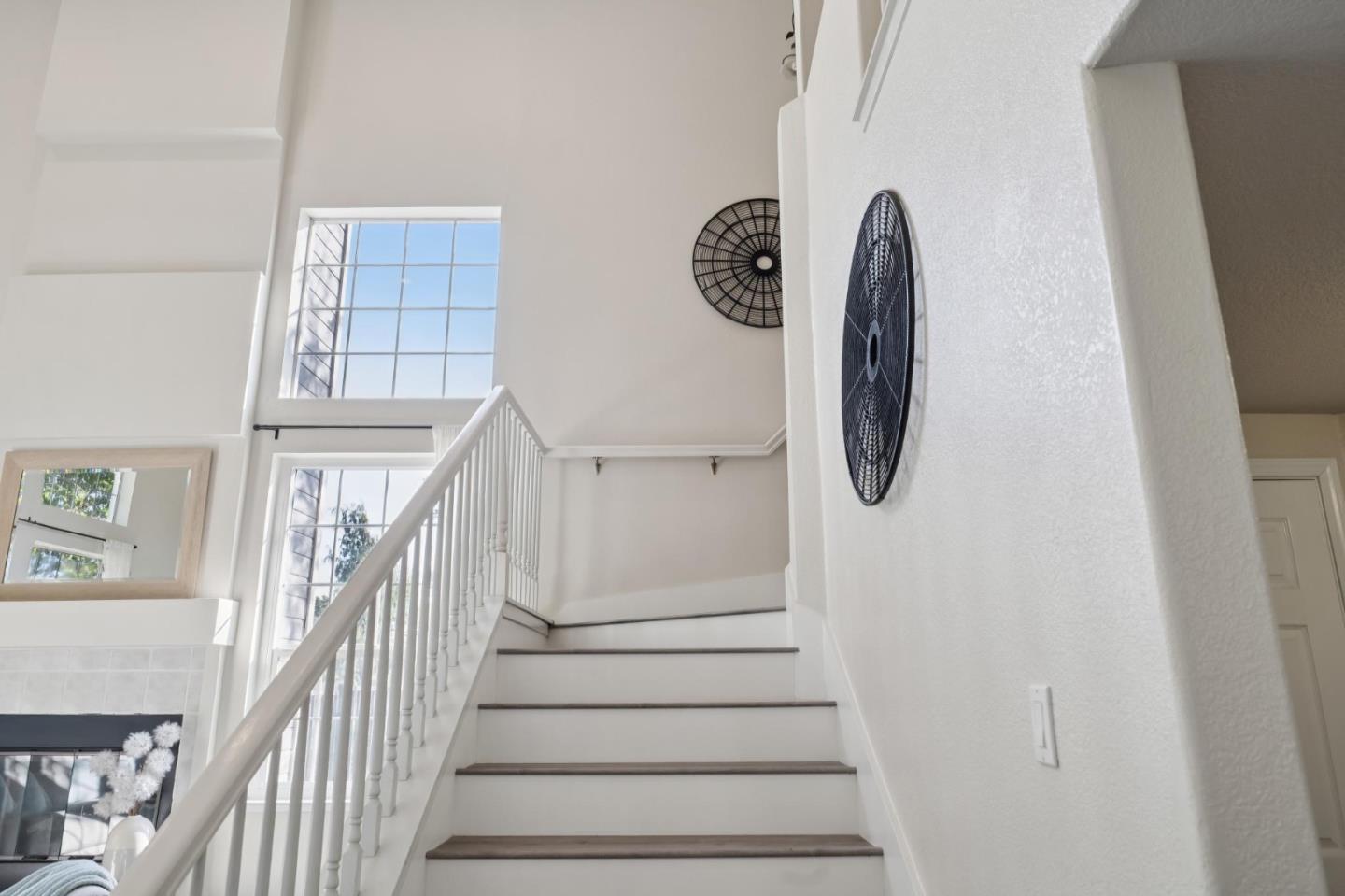 Detail Gallery Image 32 of 71 For 1333 Downieville Dr, El Dorado Hills,  CA 95762 - 4 Beds | 3 Baths