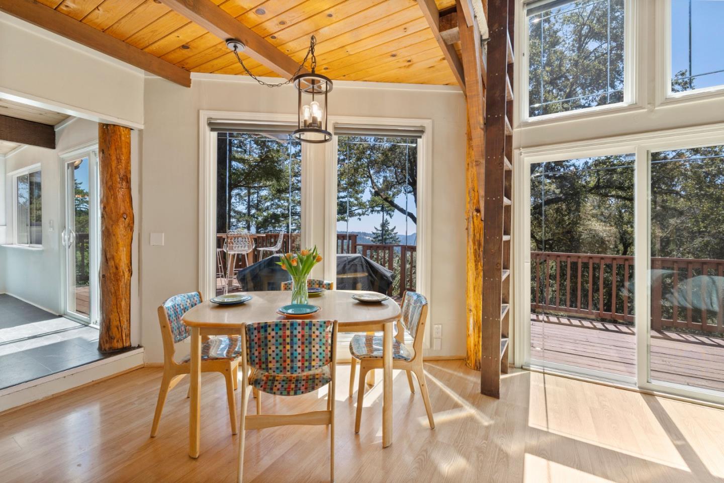 Detail Gallery Image 12 of 64 For 19156 Old Vineyard Rd, Los Gatos,  CA 95033 - 4 Beds | 3 Baths