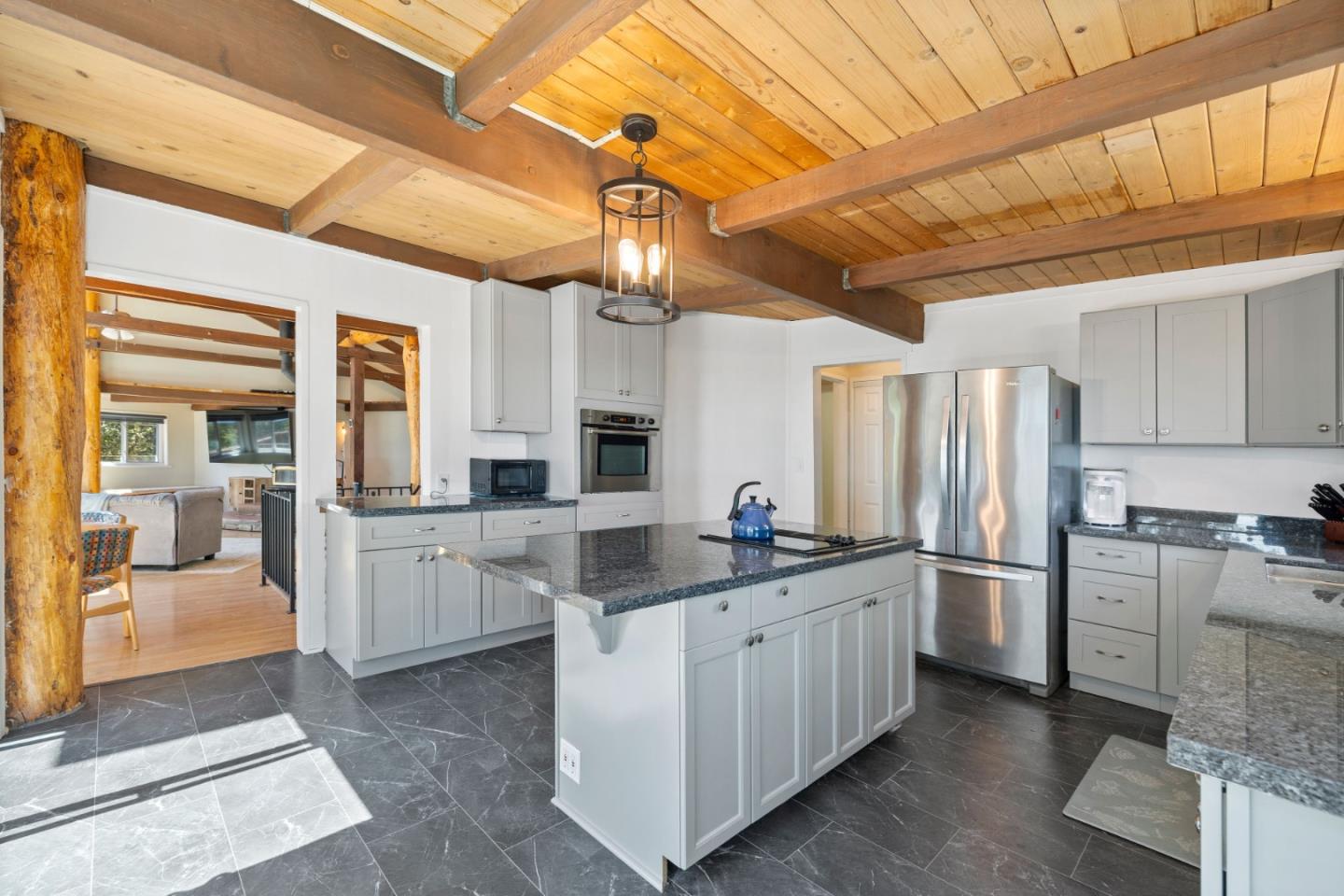 Detail Gallery Image 15 of 64 For 19156 Old Vineyard Rd, Los Gatos,  CA 95033 - 4 Beds | 3 Baths