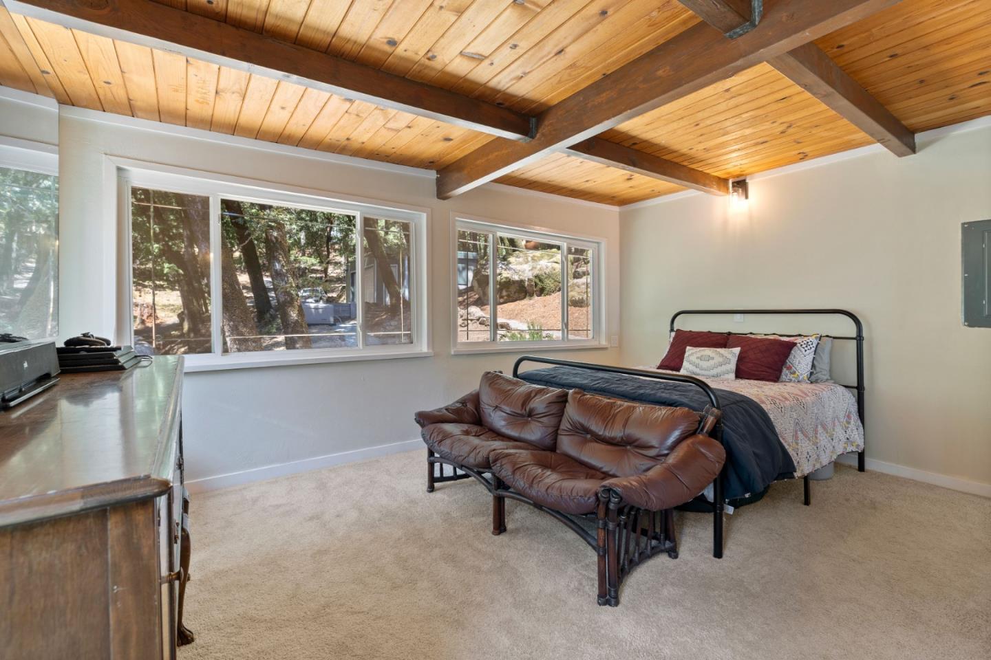 Detail Gallery Image 20 of 64 For 19156 Old Vineyard Rd, Los Gatos,  CA 95033 - 4 Beds | 3 Baths