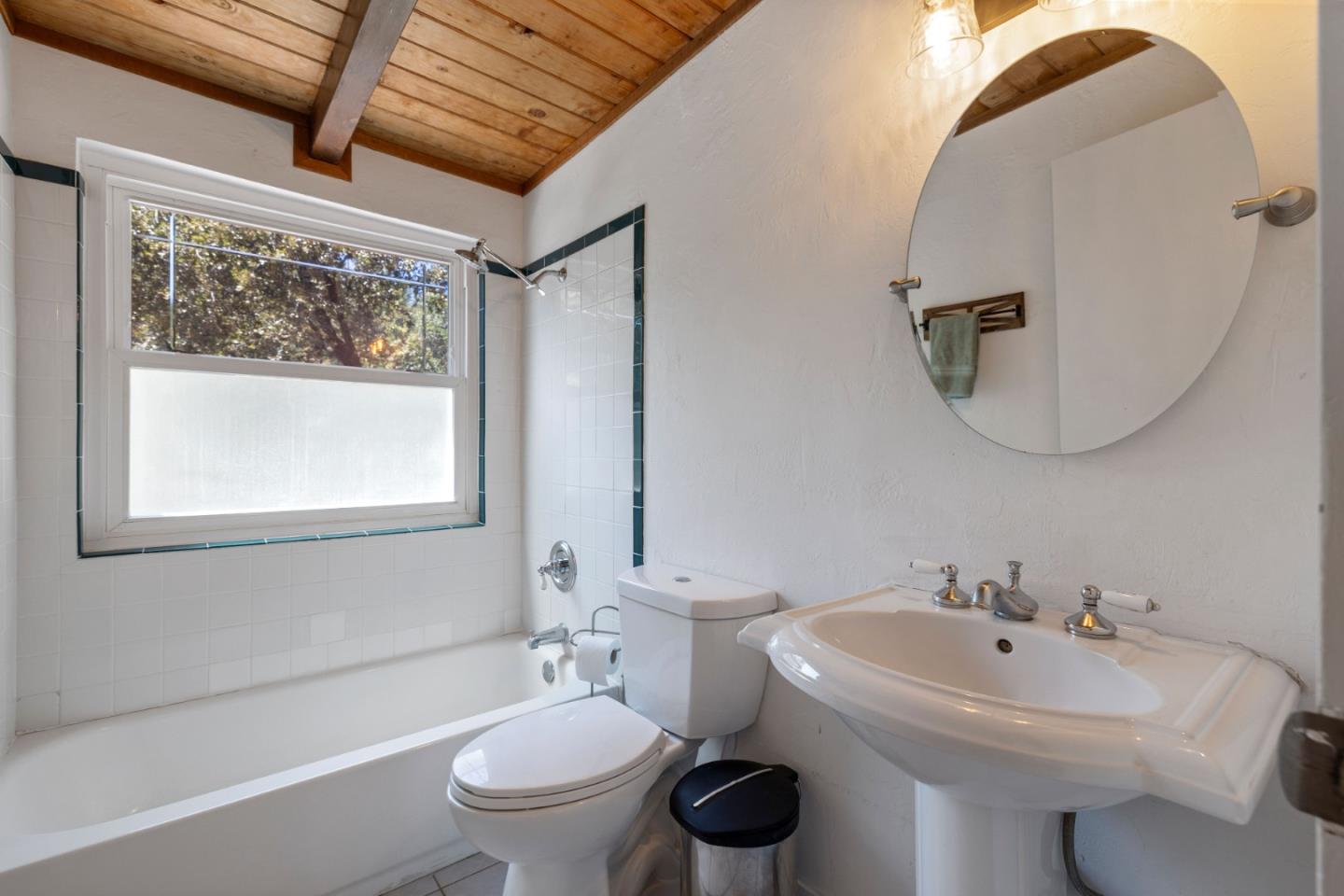 Detail Gallery Image 21 of 64 For 19156 Old Vineyard Rd, Los Gatos,  CA 95033 - 4 Beds | 3 Baths