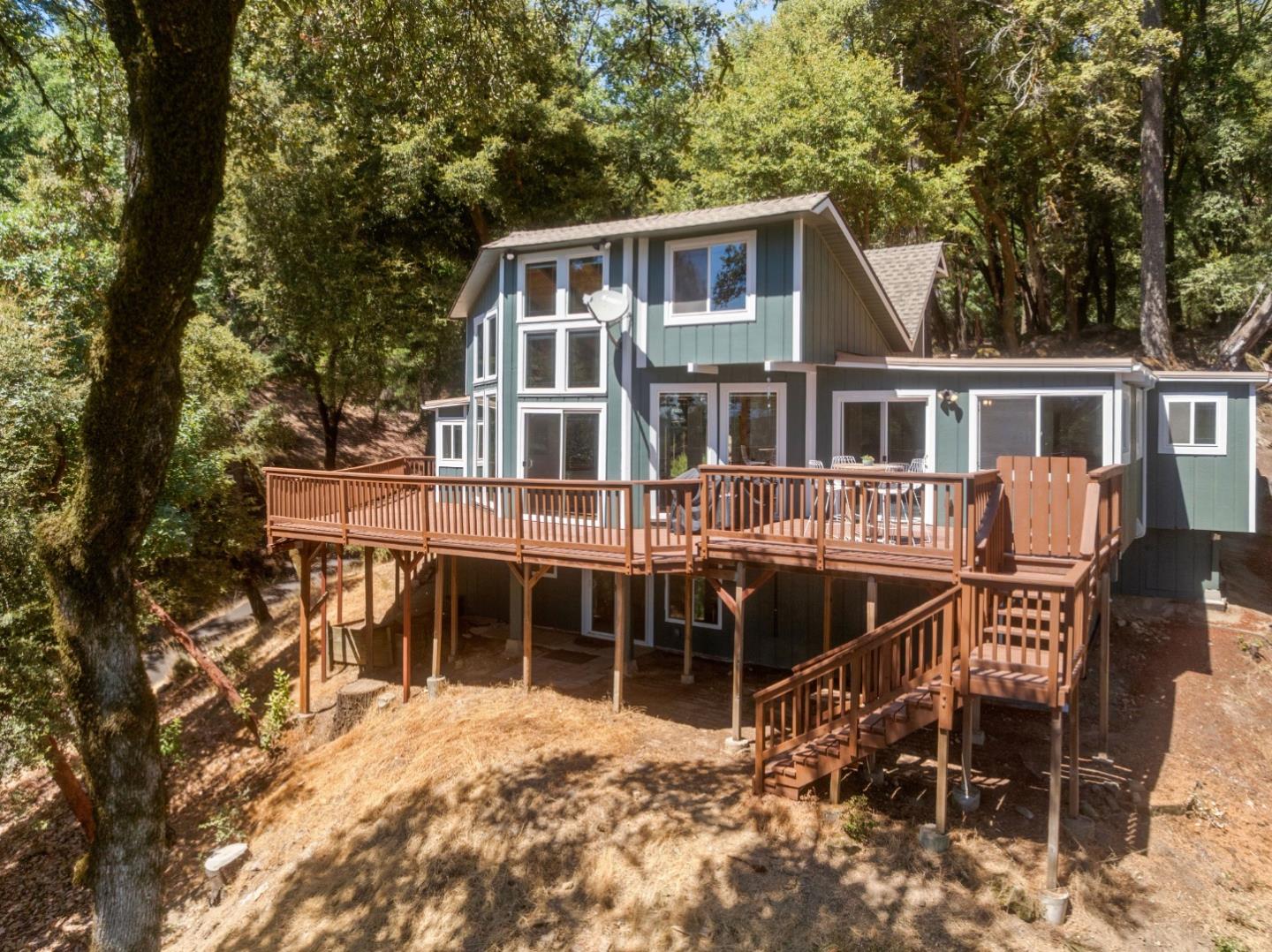 Detail Gallery Image 33 of 64 For 19156 Old Vineyard Rd, Los Gatos,  CA 95033 - 4 Beds | 3 Baths