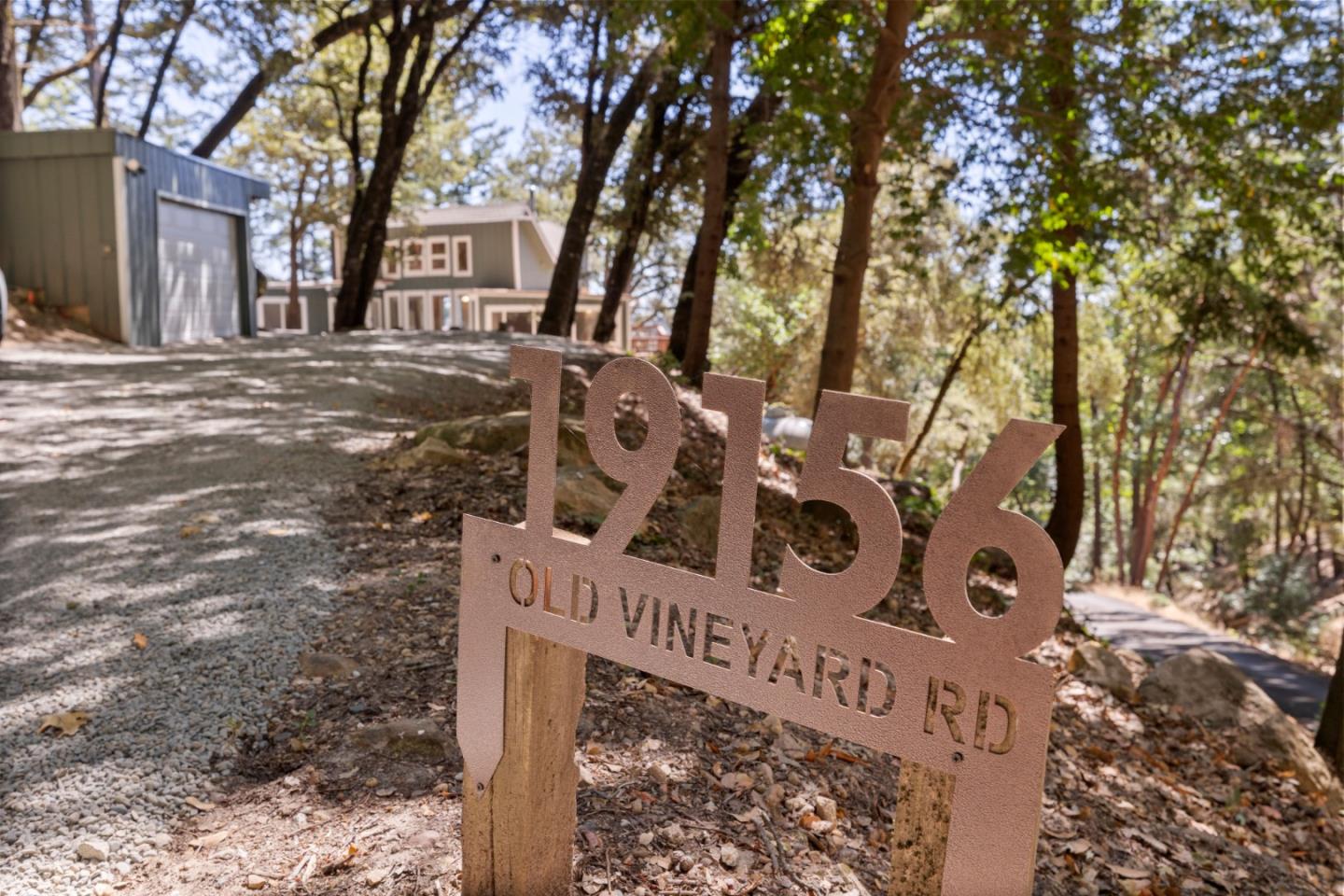 Detail Gallery Image 35 of 64 For 19156 Old Vineyard Rd, Los Gatos,  CA 95033 - 4 Beds | 3 Baths