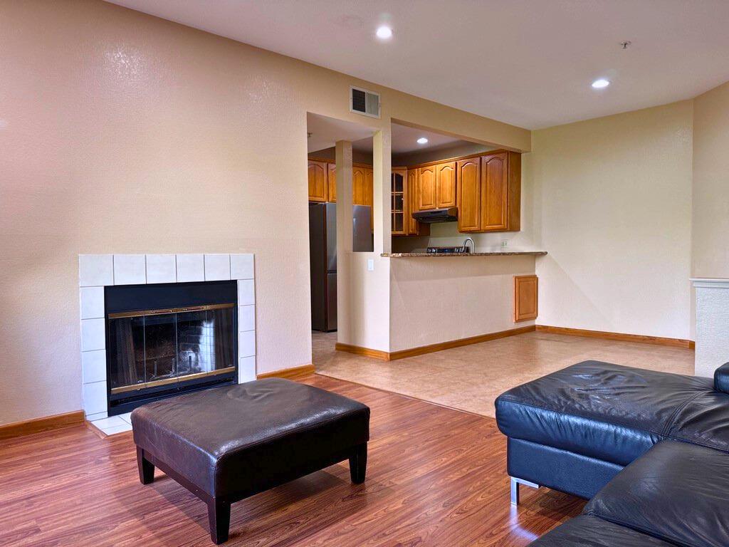 Detail Gallery Image 2 of 25 For 1256 Stanhope Ln #254,  Hayward,  CA 94545 - 2 Beds | 2 Baths