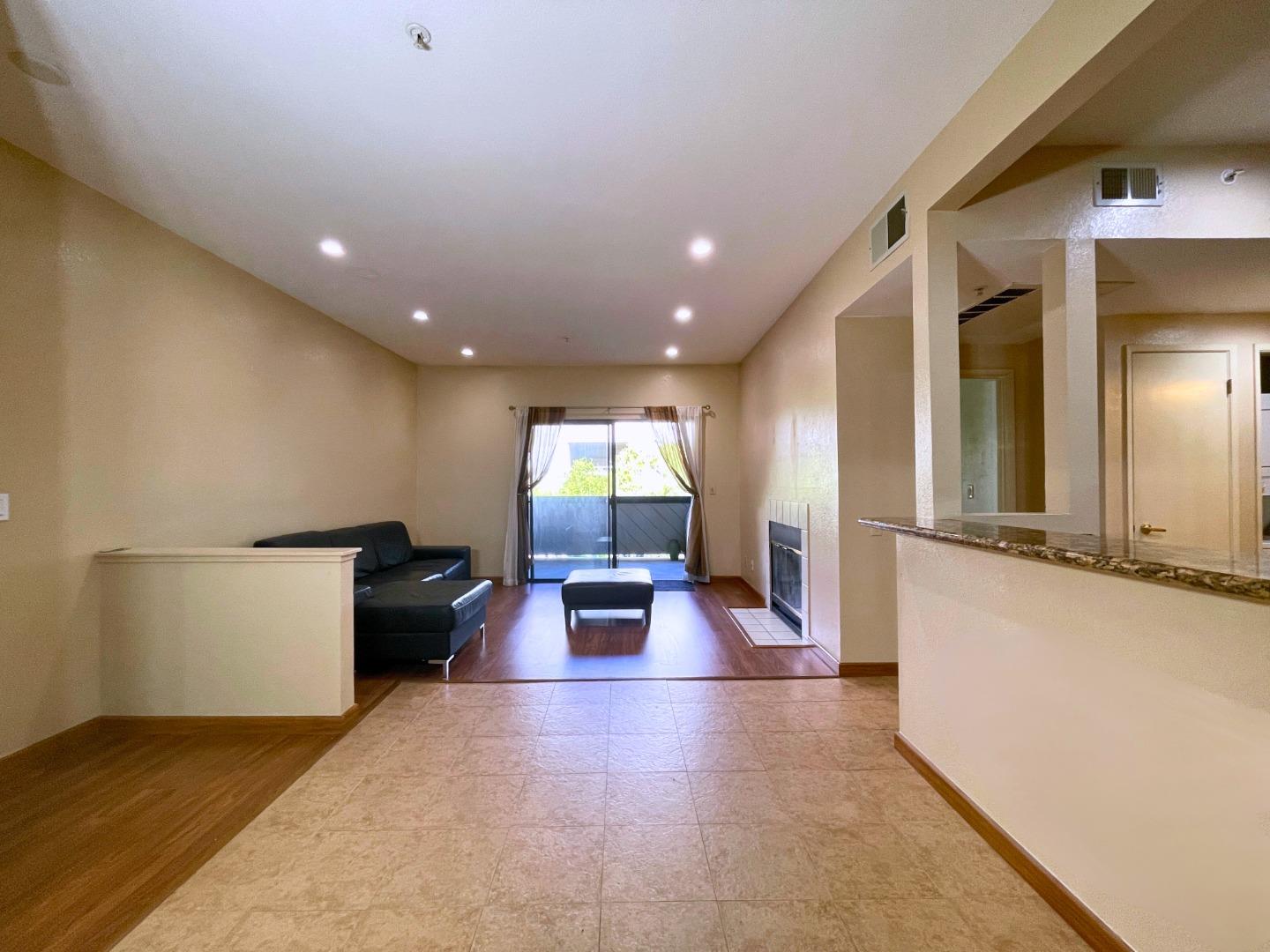 Detail Gallery Image 4 of 25 For 1256 Stanhope Ln #254,  Hayward,  CA 94545 - 2 Beds | 2 Baths