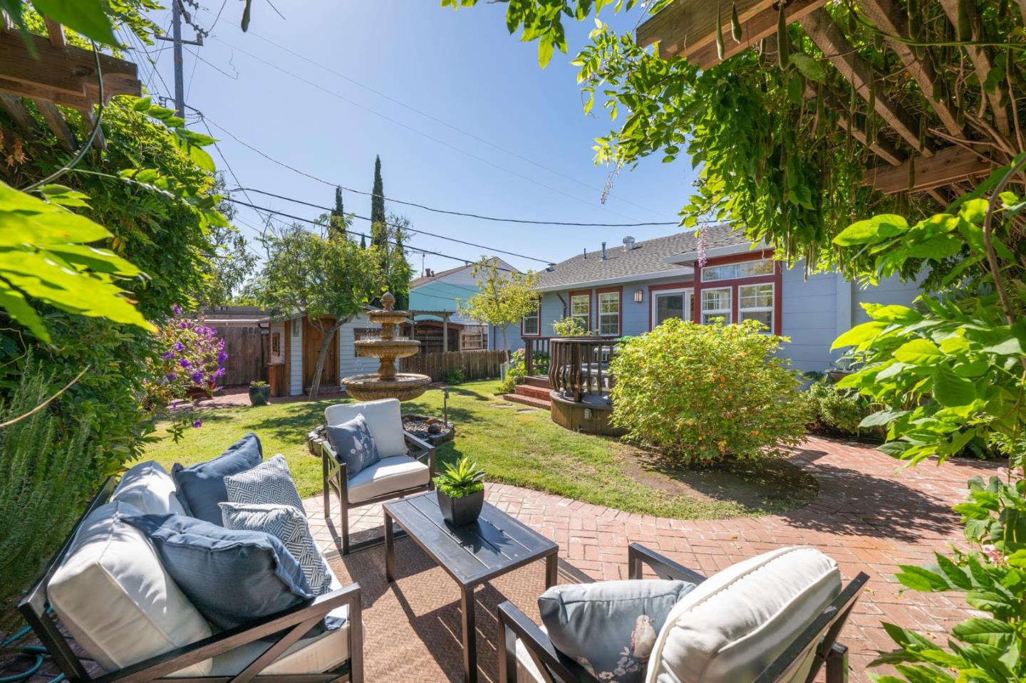 Detail Gallery Image 31 of 51 For 1131 Hawthorne Dr, San Mateo,  CA 94402 - 3 Beds | 1/1 Baths