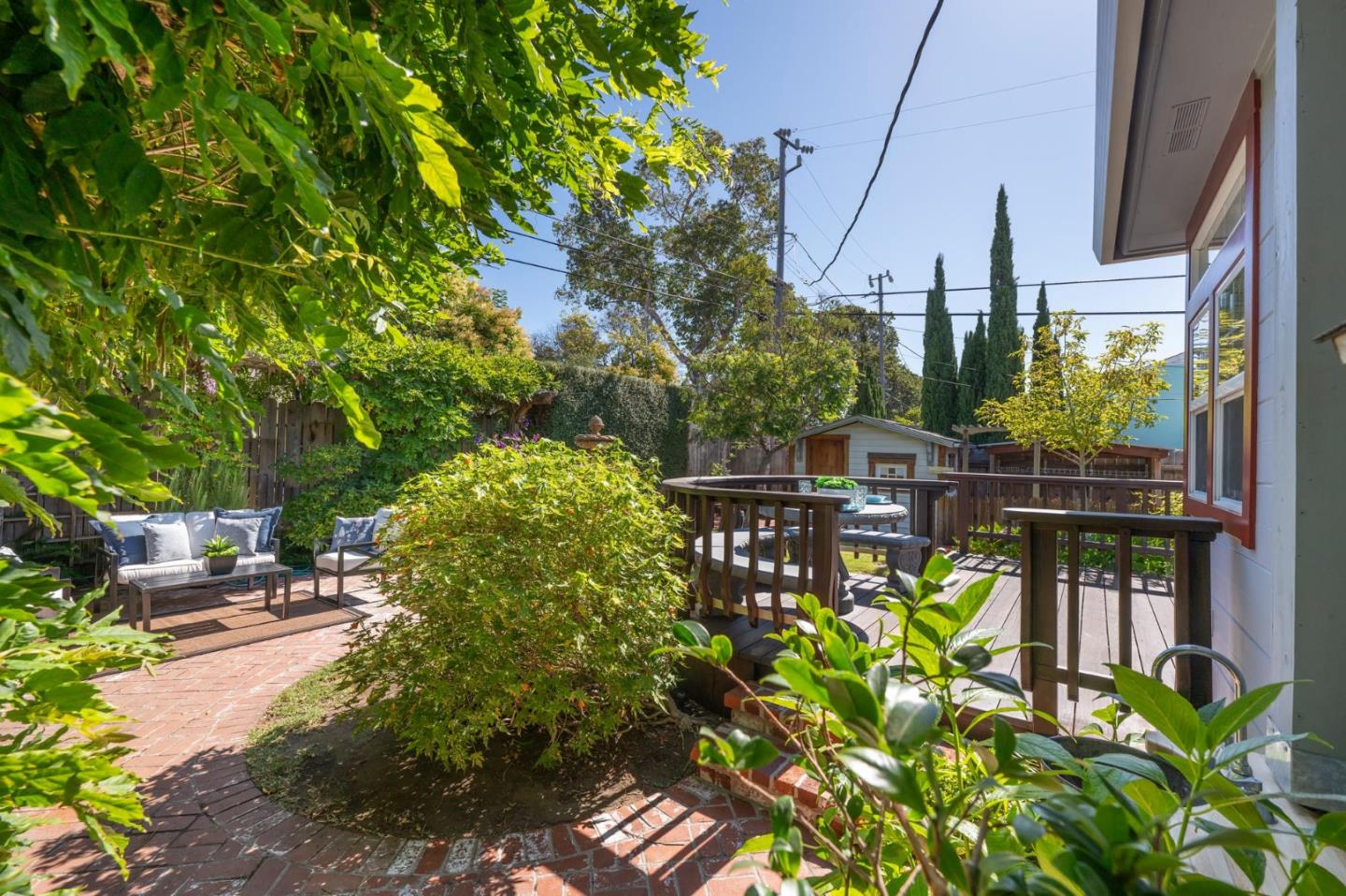Detail Gallery Image 32 of 51 For 1131 Hawthorne Dr, San Mateo,  CA 94402 - 3 Beds | 1/1 Baths