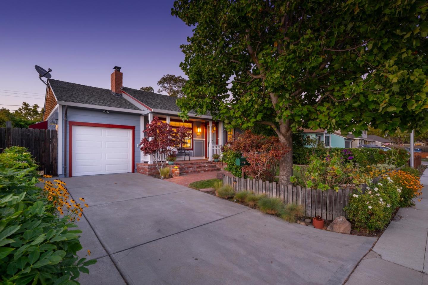 Detail Gallery Image 46 of 51 For 1131 Hawthorne Dr, San Mateo,  CA 94402 - 3 Beds | 1/1 Baths