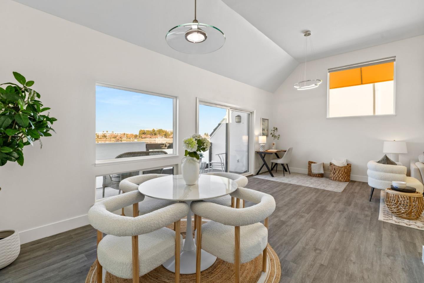 Detail Gallery Image 13 of 27 For 614 Portofino Ln, Foster City,  CA 94404 - 2 Beds | 2 Baths